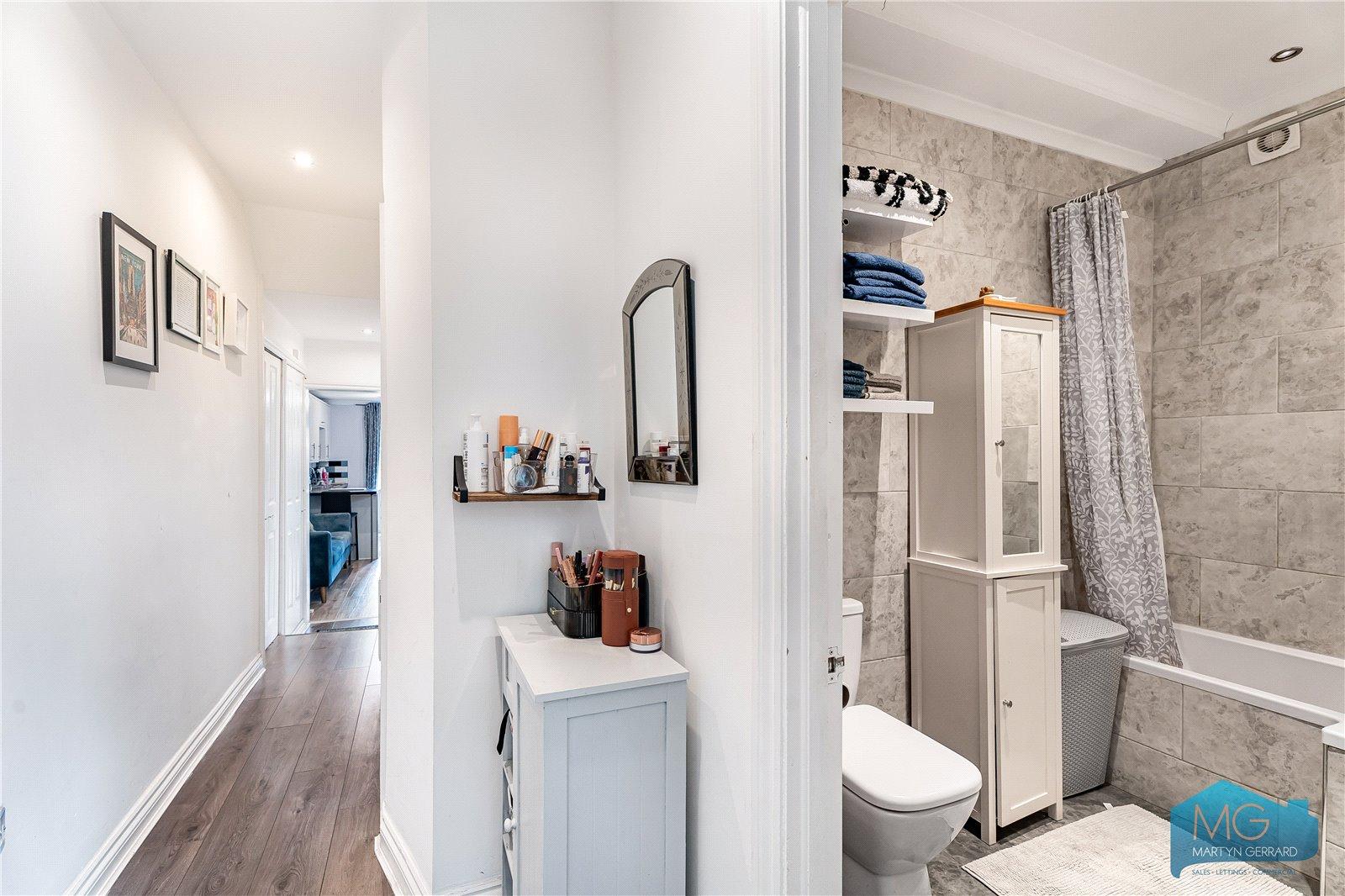 2 bedroom Ground Floor Flat for sale - Martyn Gerrard