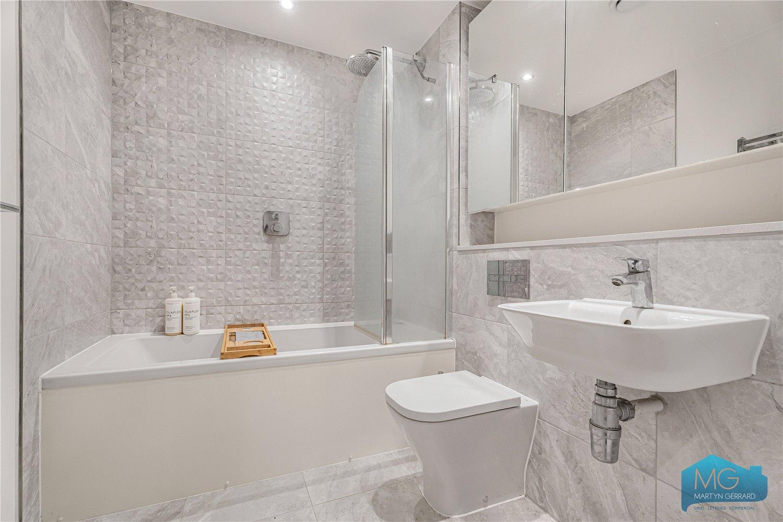 1 bedroom Apartment for sale - Martyn Gerrard