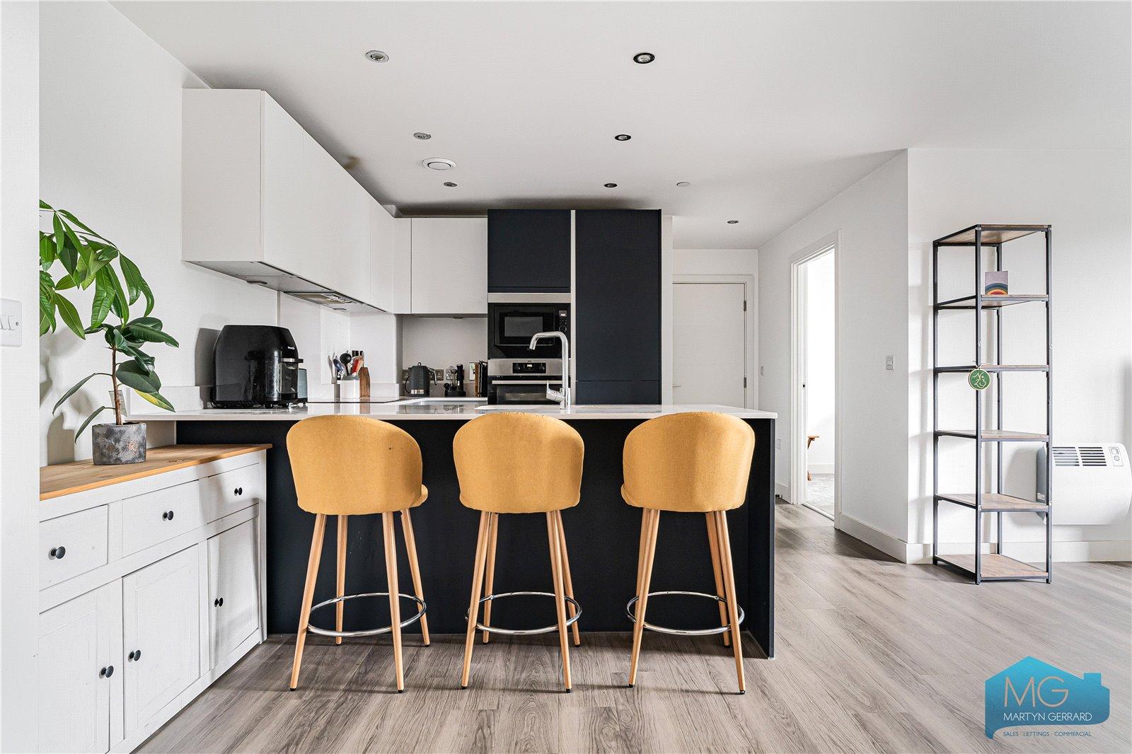 1 bedroom Apartment for sale - Martyn Gerrard