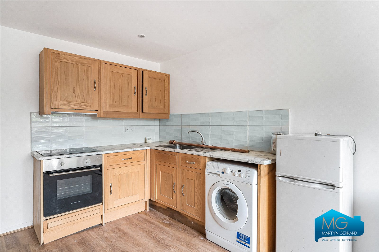 Mahon Close, Enfield, EN1+  - Martyn Gerrard