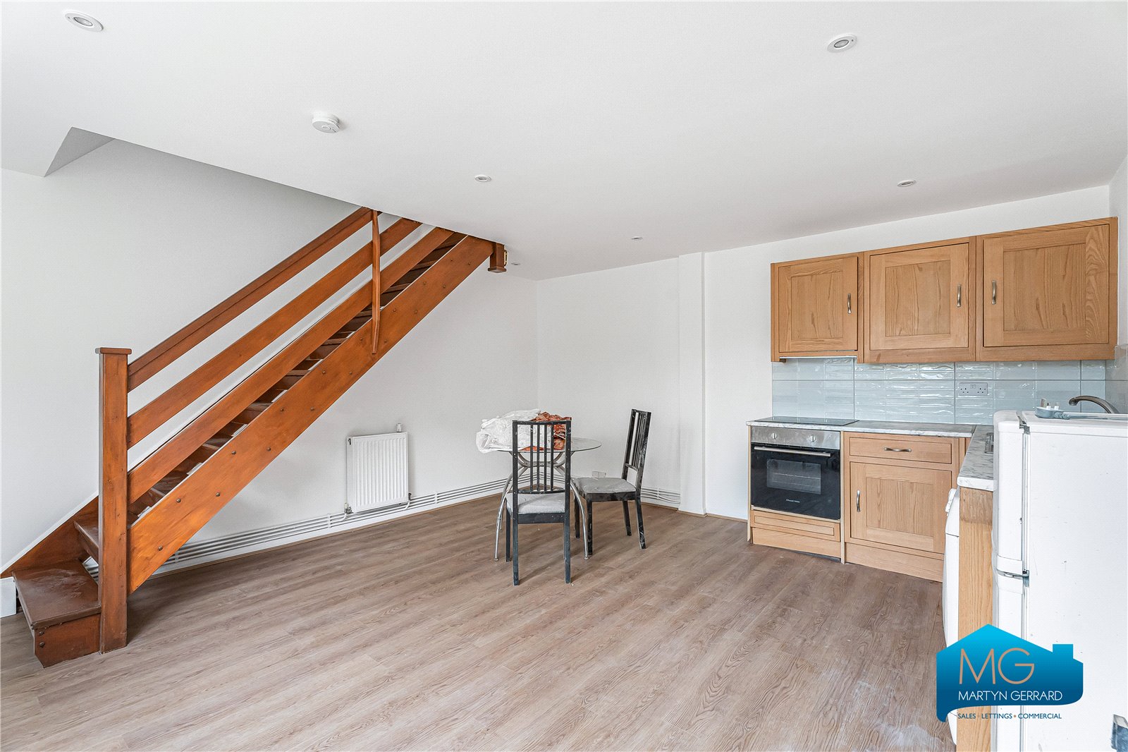 Mahon Close, Enfield, EN1+  - Martyn Gerrard