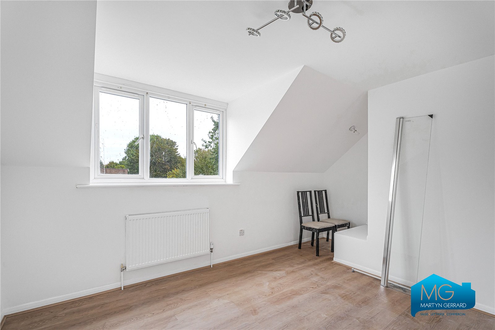 1 bedroom Semi-Detached House to rent - Martyn Gerrard