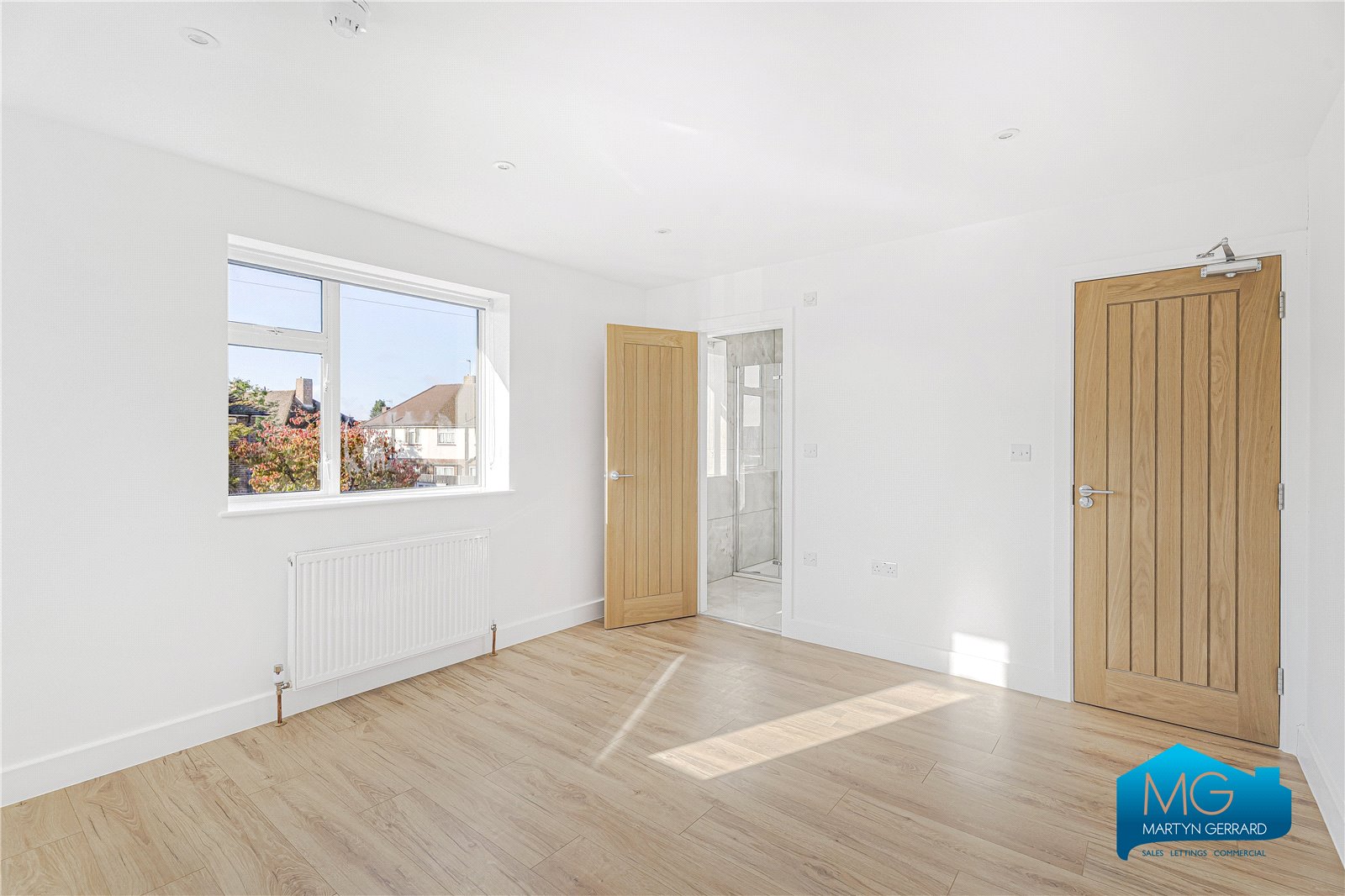 6 bedroom Semi-Detached House to rent - Martyn Gerrard