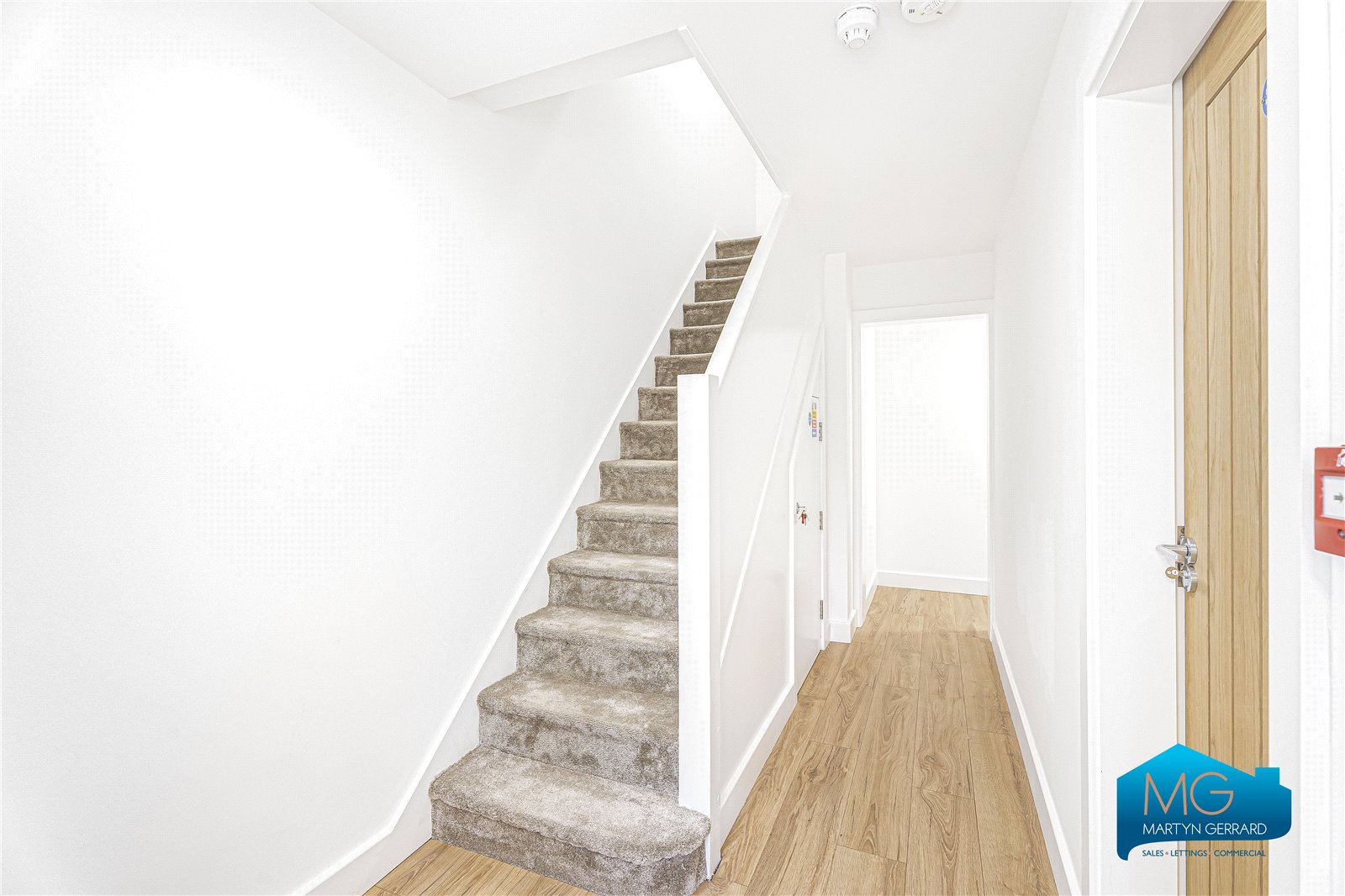 6 bedroom Semi-Detached House to rent - Martyn Gerrard