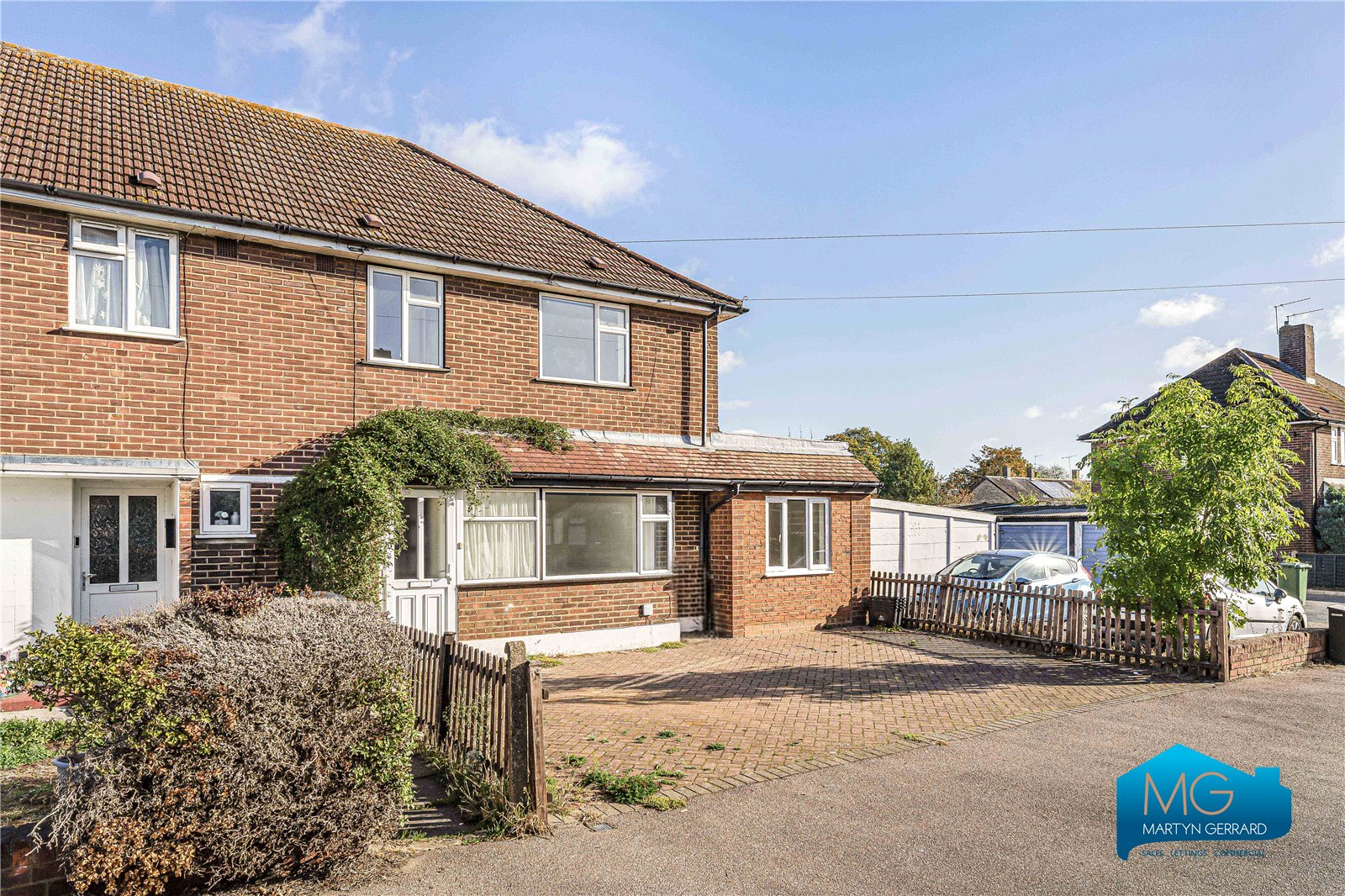 6 bedroom Semi-Detached House to rent - Martyn Gerrard