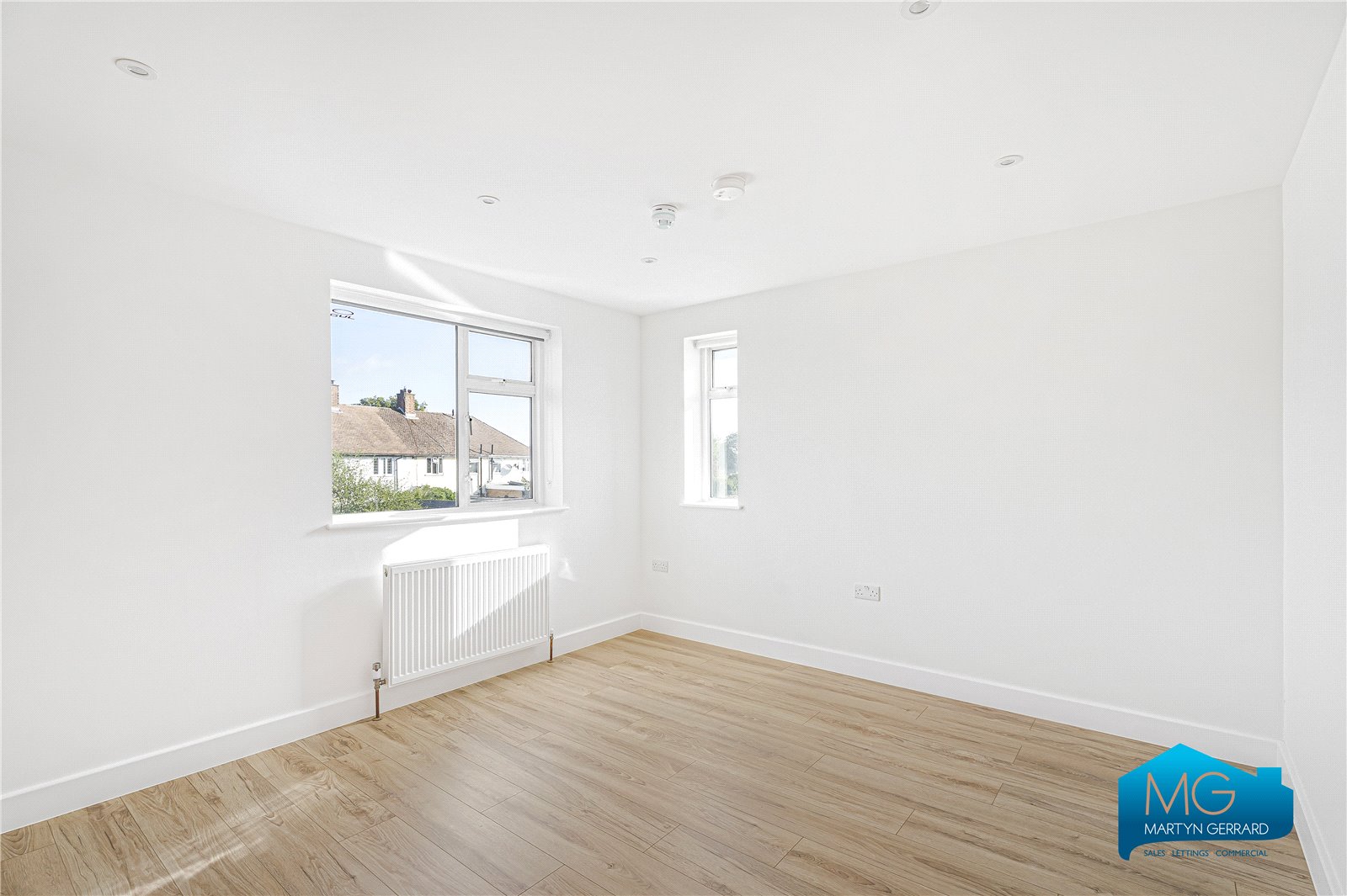 6 bedroom Semi-Detached House to rent - Martyn Gerrard