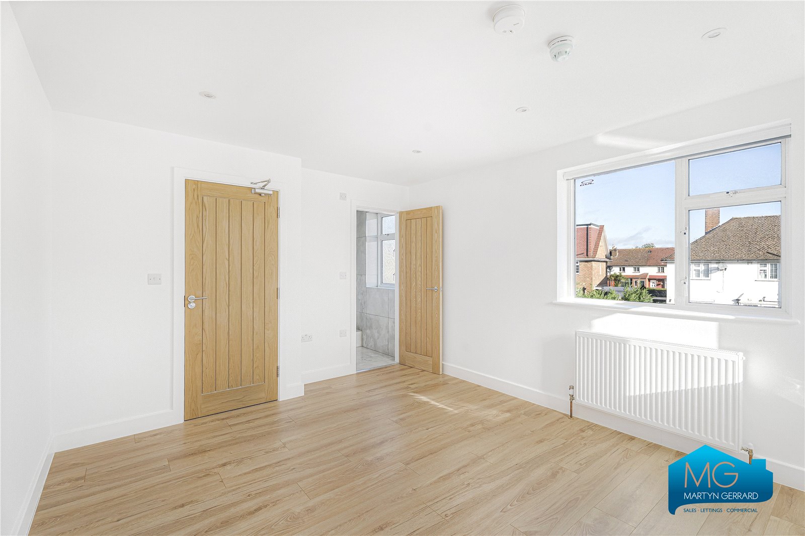 6 bedroom Semi-Detached House to rent - Martyn Gerrard