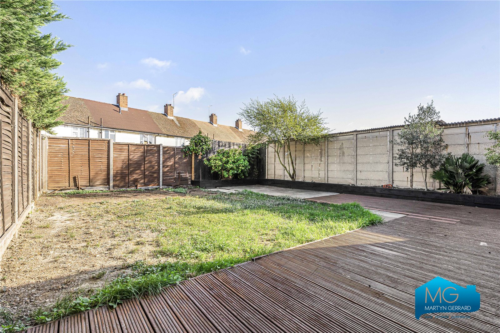 6 bedroom Semi-Detached House to rent - Martyn Gerrard