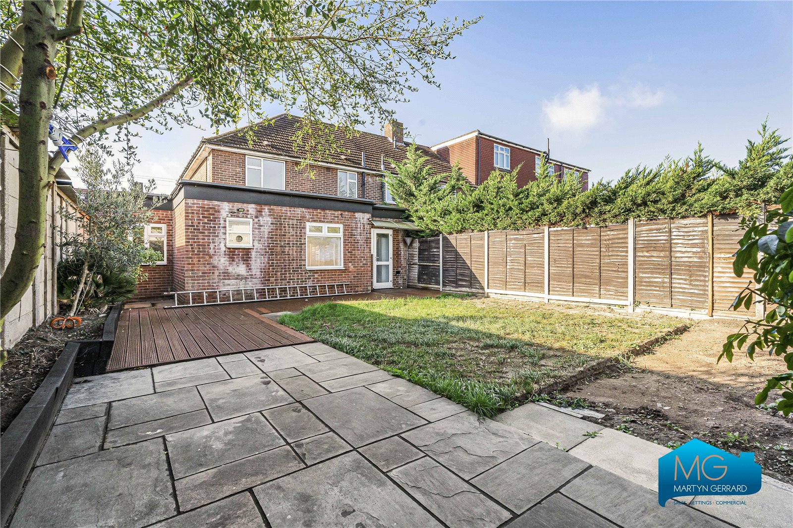 6 bedroom Semi-Detached House to rent - Martyn Gerrard