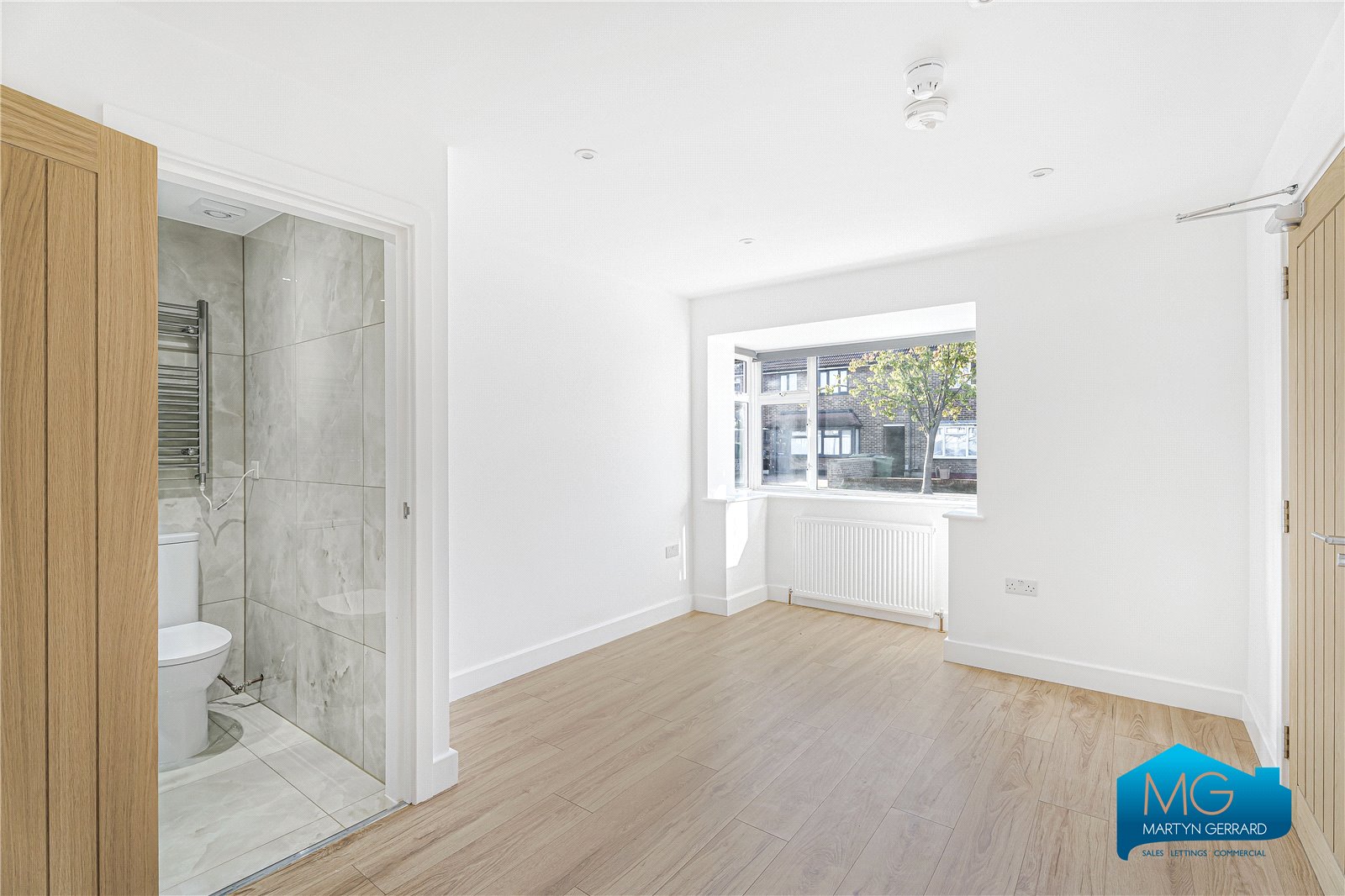 Greenwood Avenue, Cheshunt, Waltham Cross, Hertfordshire, EN7+  - Martyn Gerrard