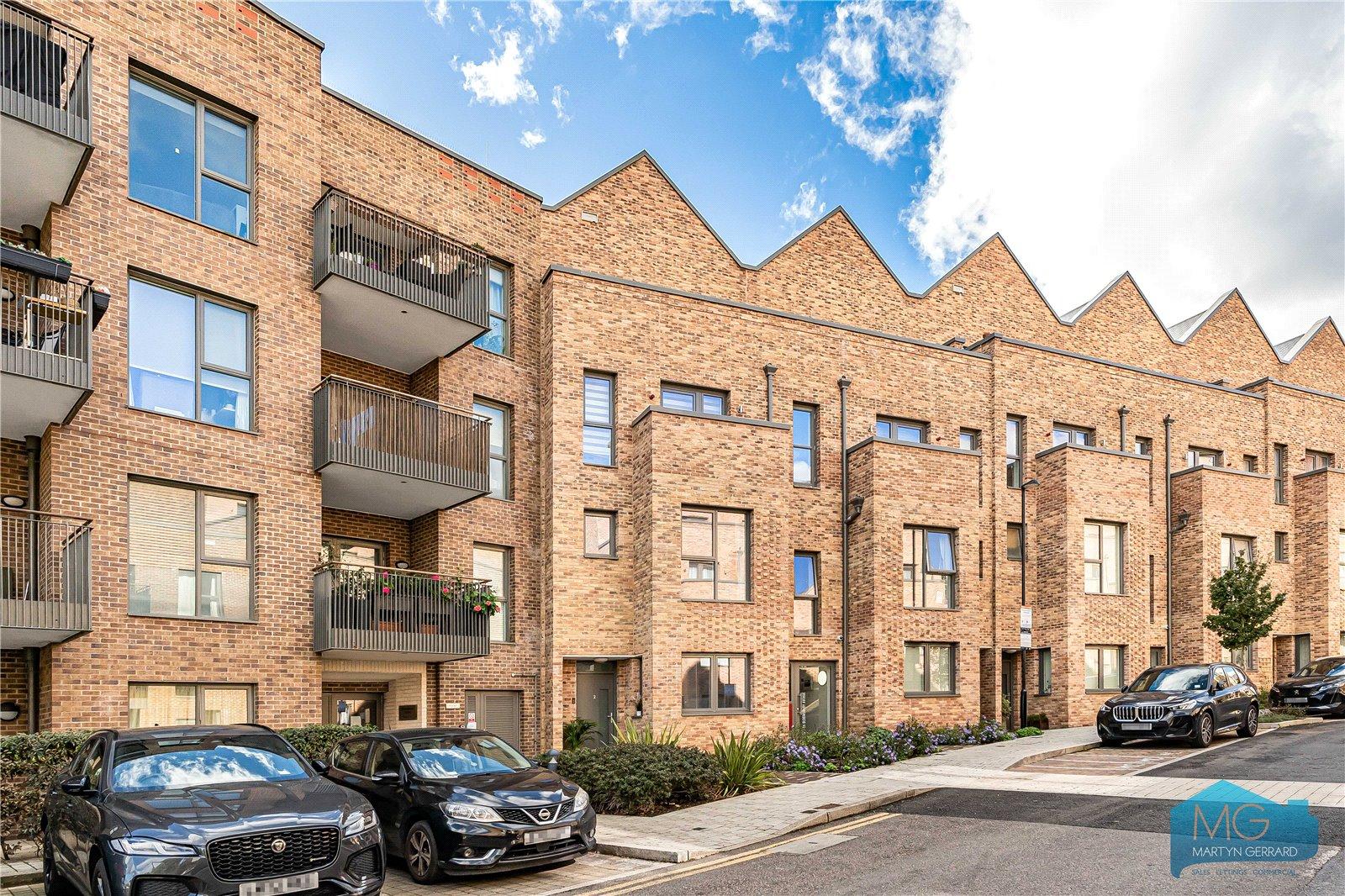 3 bedroom Maisonette for sale - Martyn Gerrard