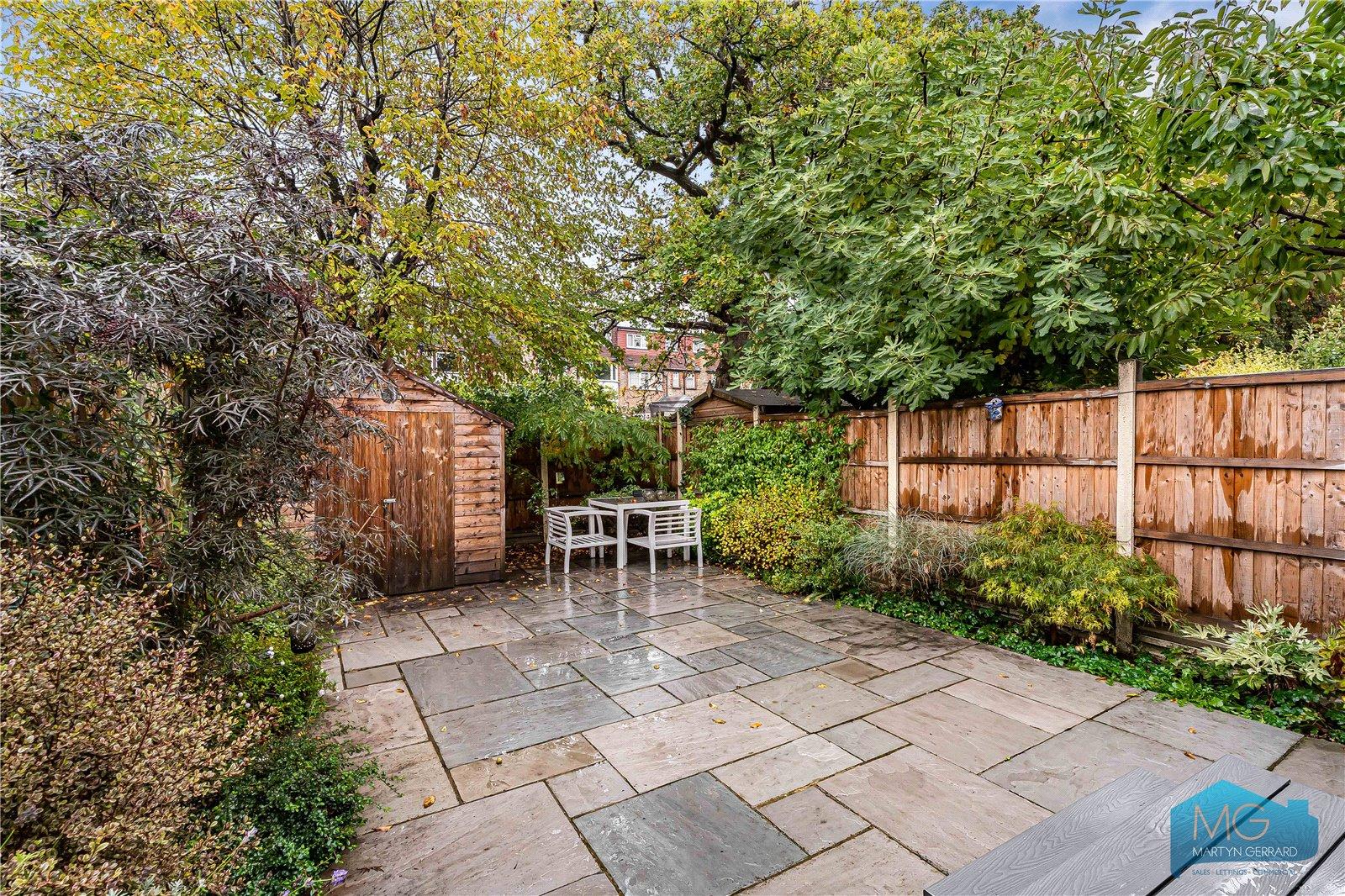 2 bedroom Apartment for sale - Martyn Gerrard