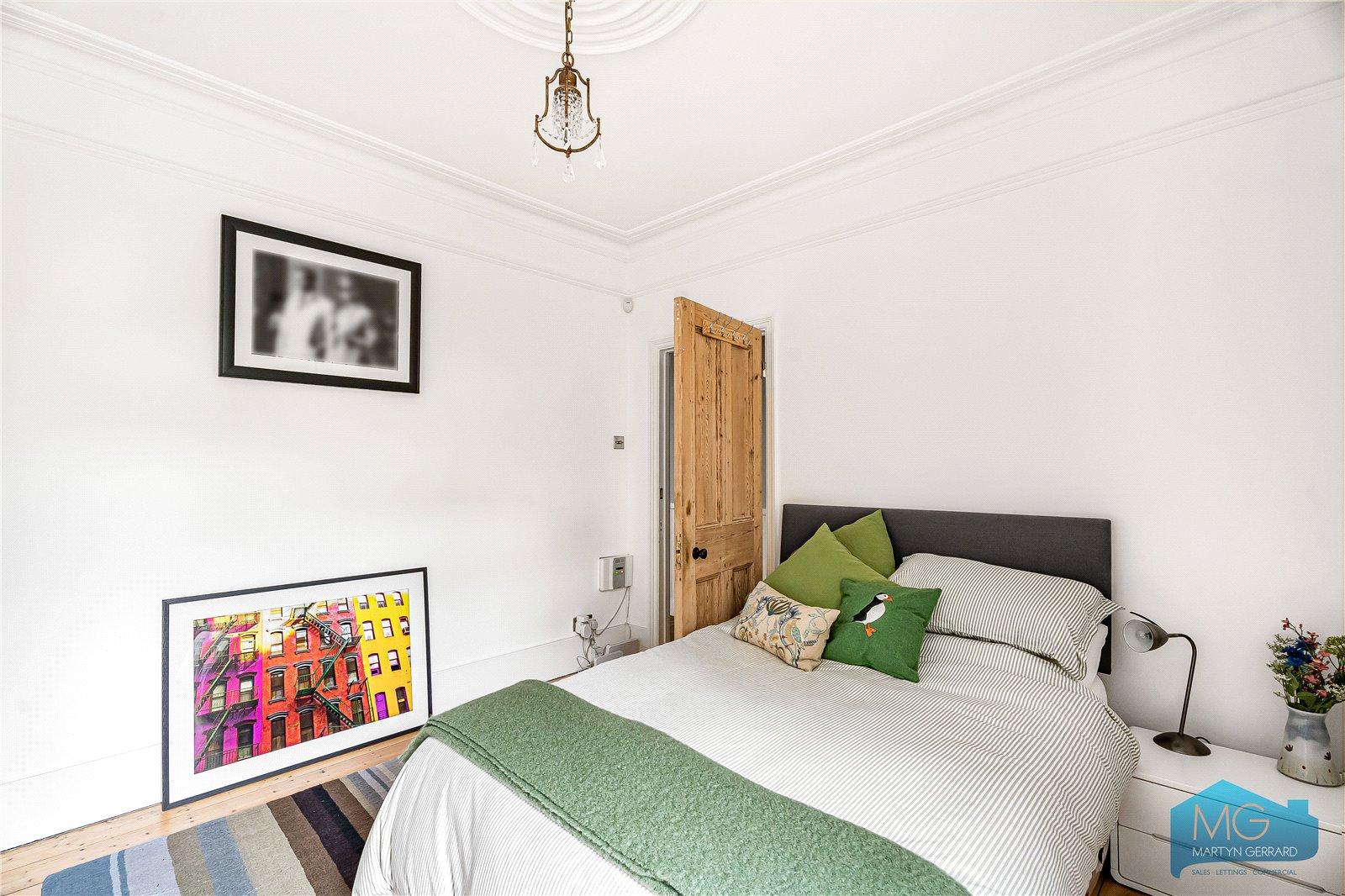 2 bedroom Apartment for sale - Martyn Gerrard