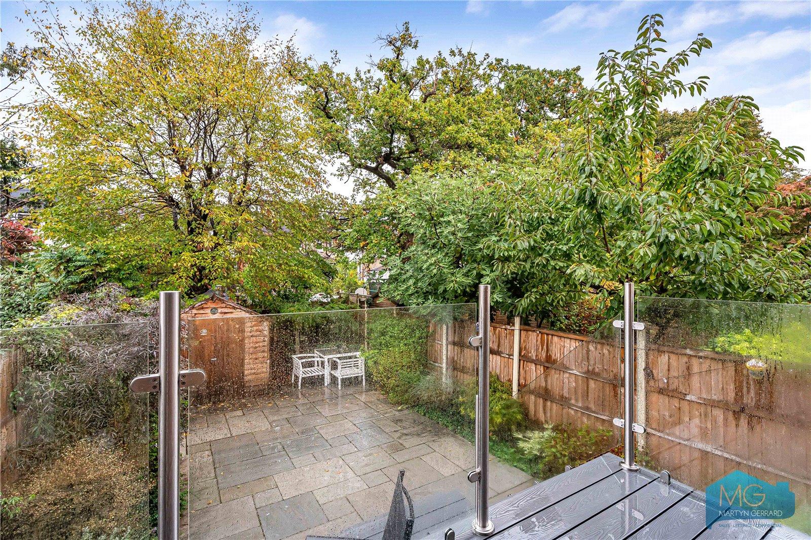 2 bedroom Apartment for sale - Martyn Gerrard