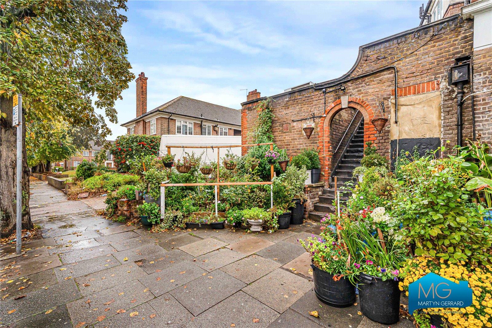 3 bedroom Maisonette to rent - Martyn Gerrard