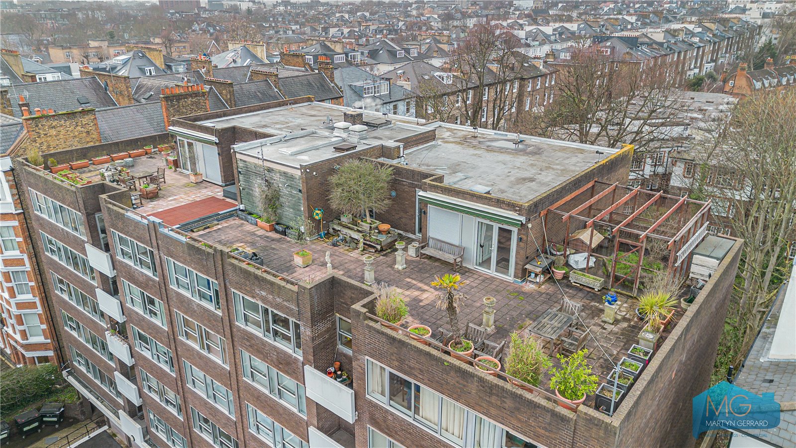 4 bedroom Penthouse for sale - Martyn Gerrard