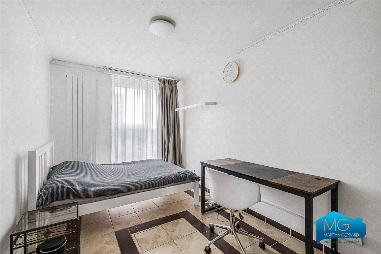 3 bedroom Apartment to rent - Martyn Gerrard