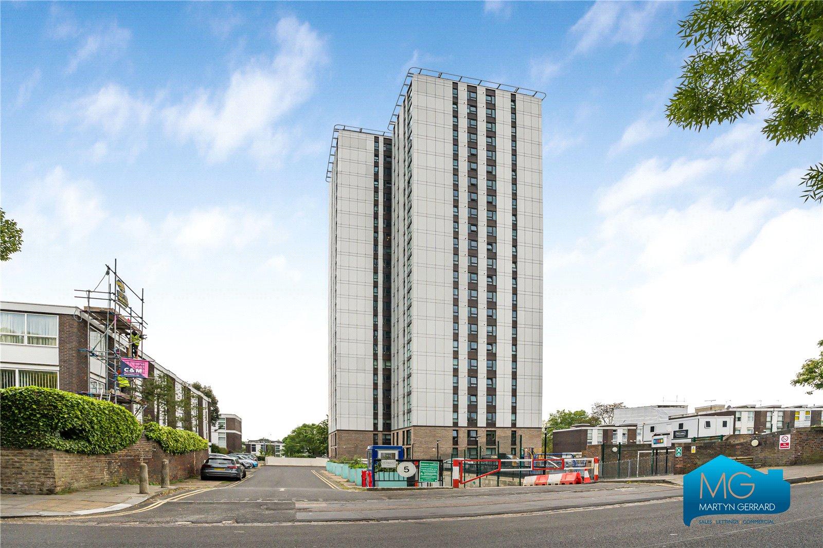 3 bedroom Apartment to rent - Martyn Gerrard