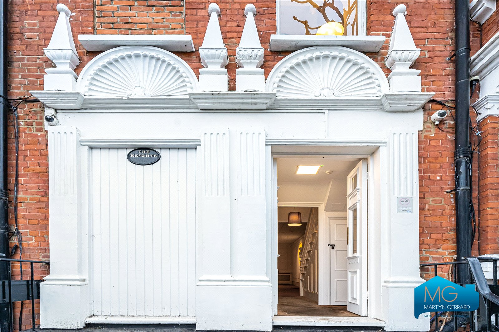 Ground Floor Flat to rent - Martyn Gerrard