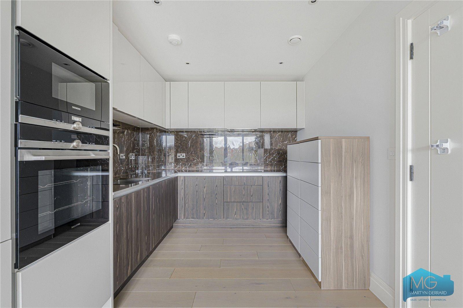 2 bedroom Apartment for sale - Martyn Gerrard