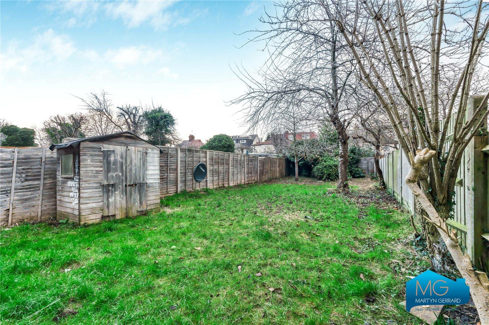 2 bedroom Ground Floor Flat to rent - Martyn Gerrard