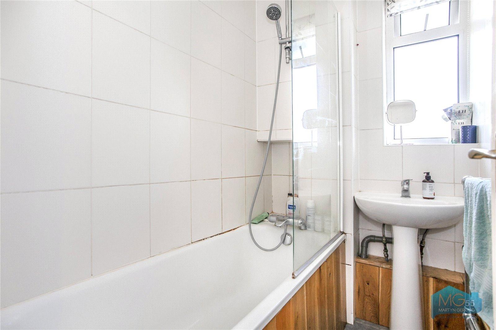 1 bedroom Apartment for sale - Martyn Gerrard