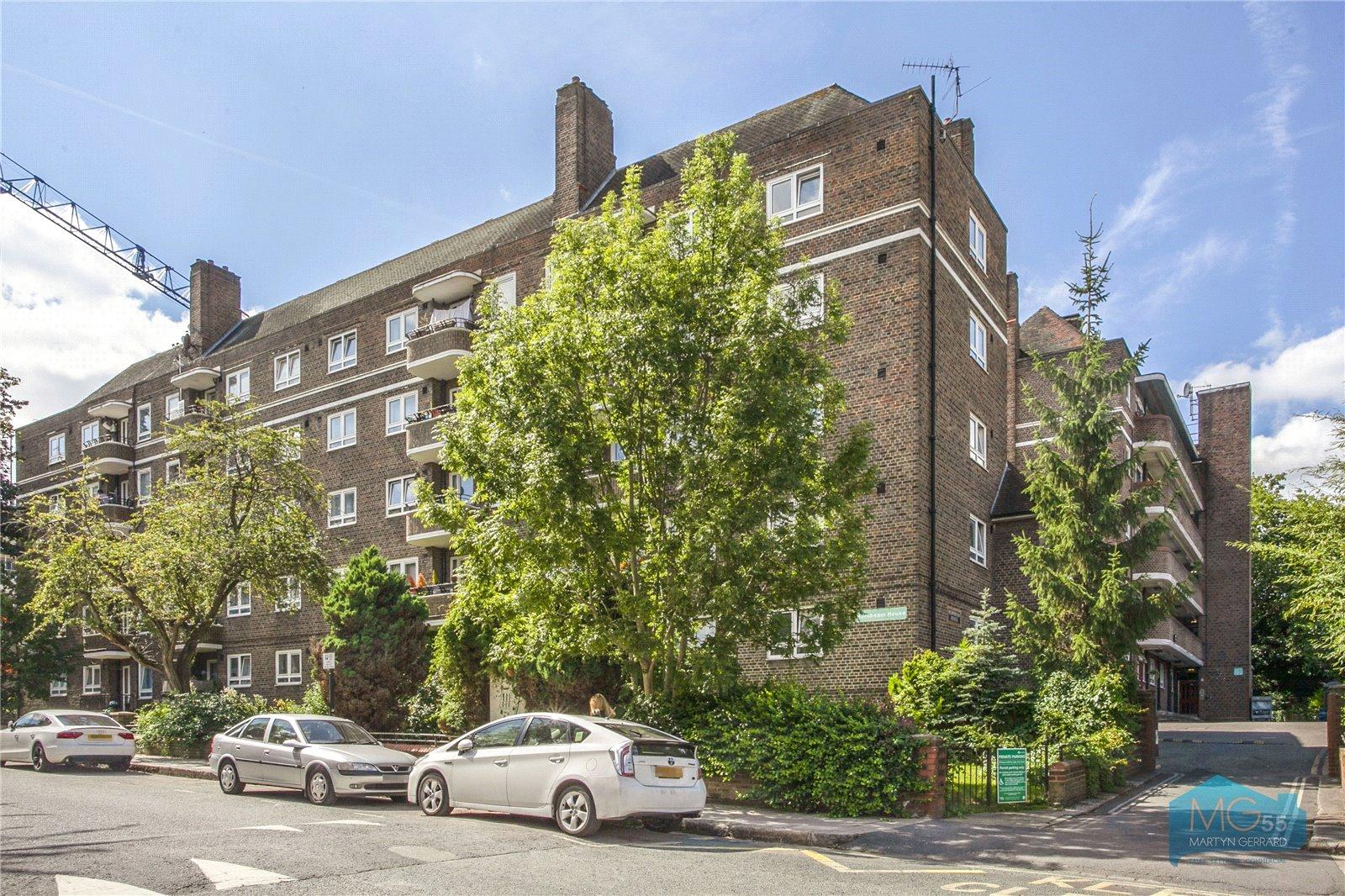 1 bedroom Apartment for sale - Martyn Gerrard