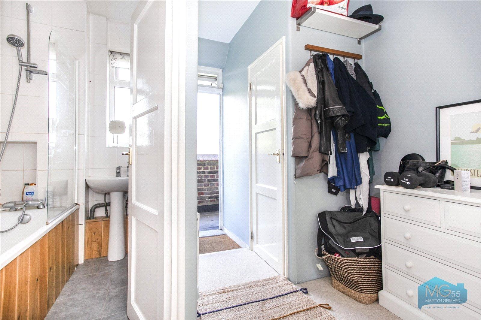 1 bedroom Apartment for sale - Martyn Gerrard