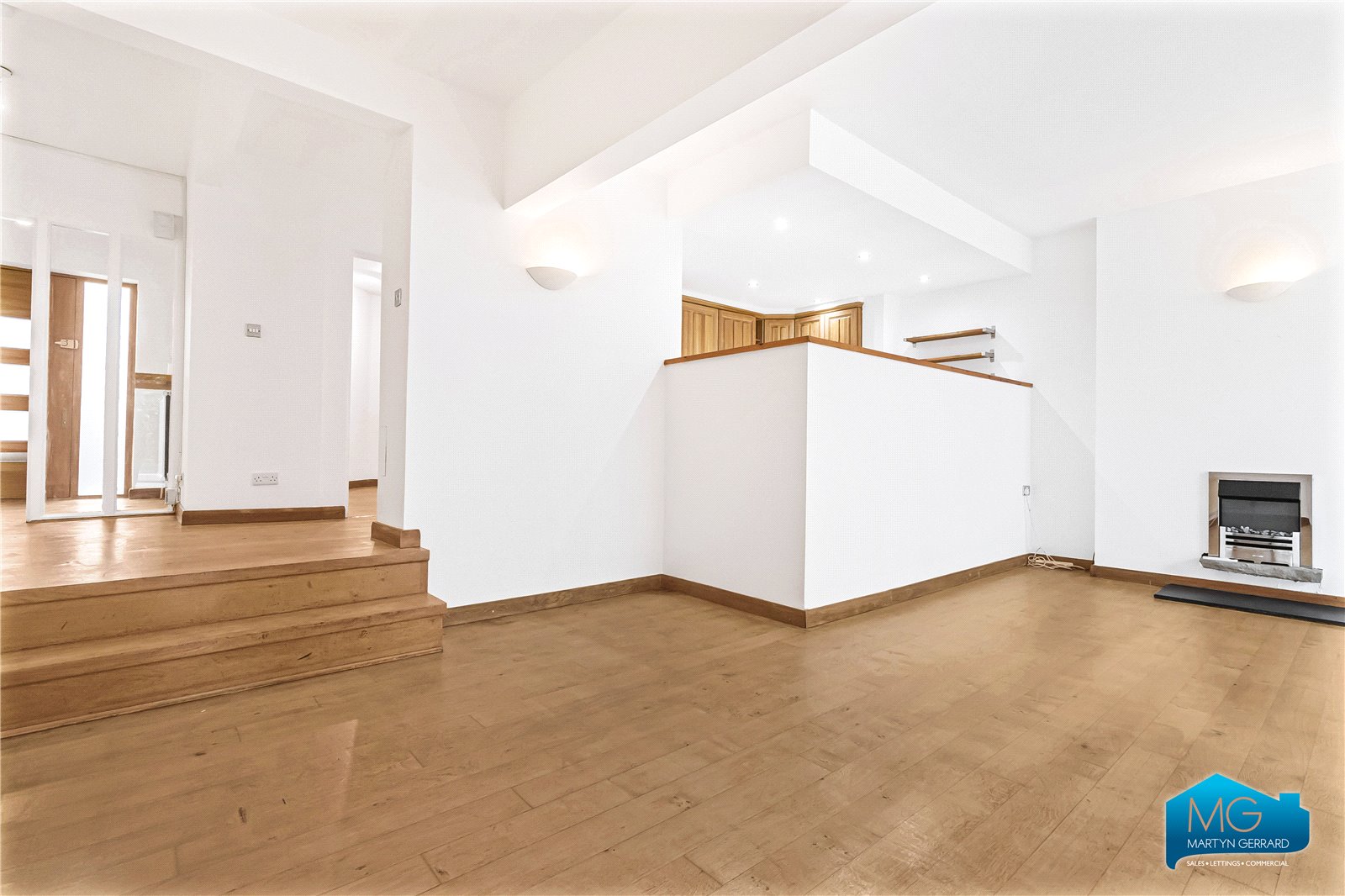 3 bedroom Apartment to rent - Martyn Gerrard