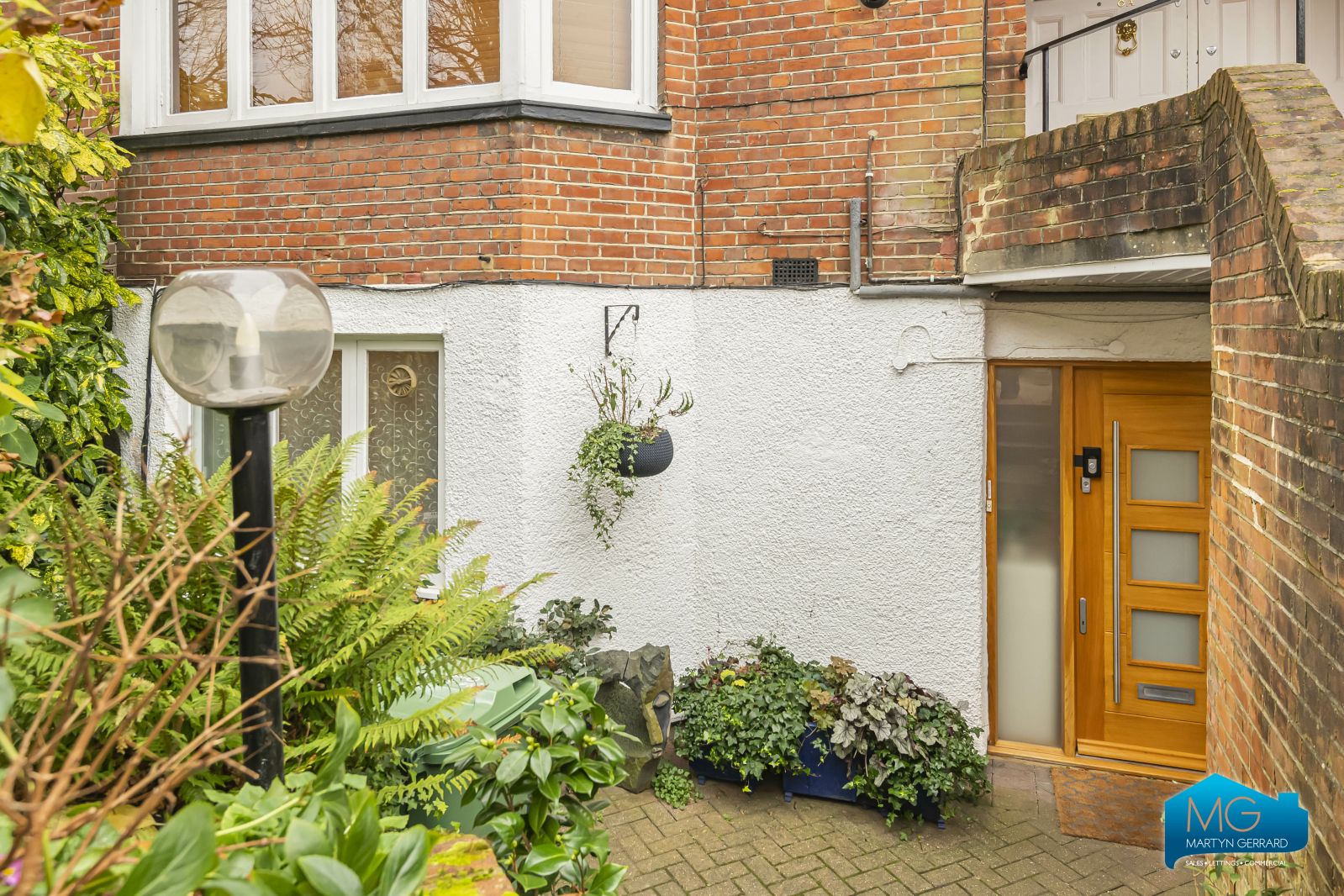 3 bedroom Apartment to rent - Martyn Gerrard