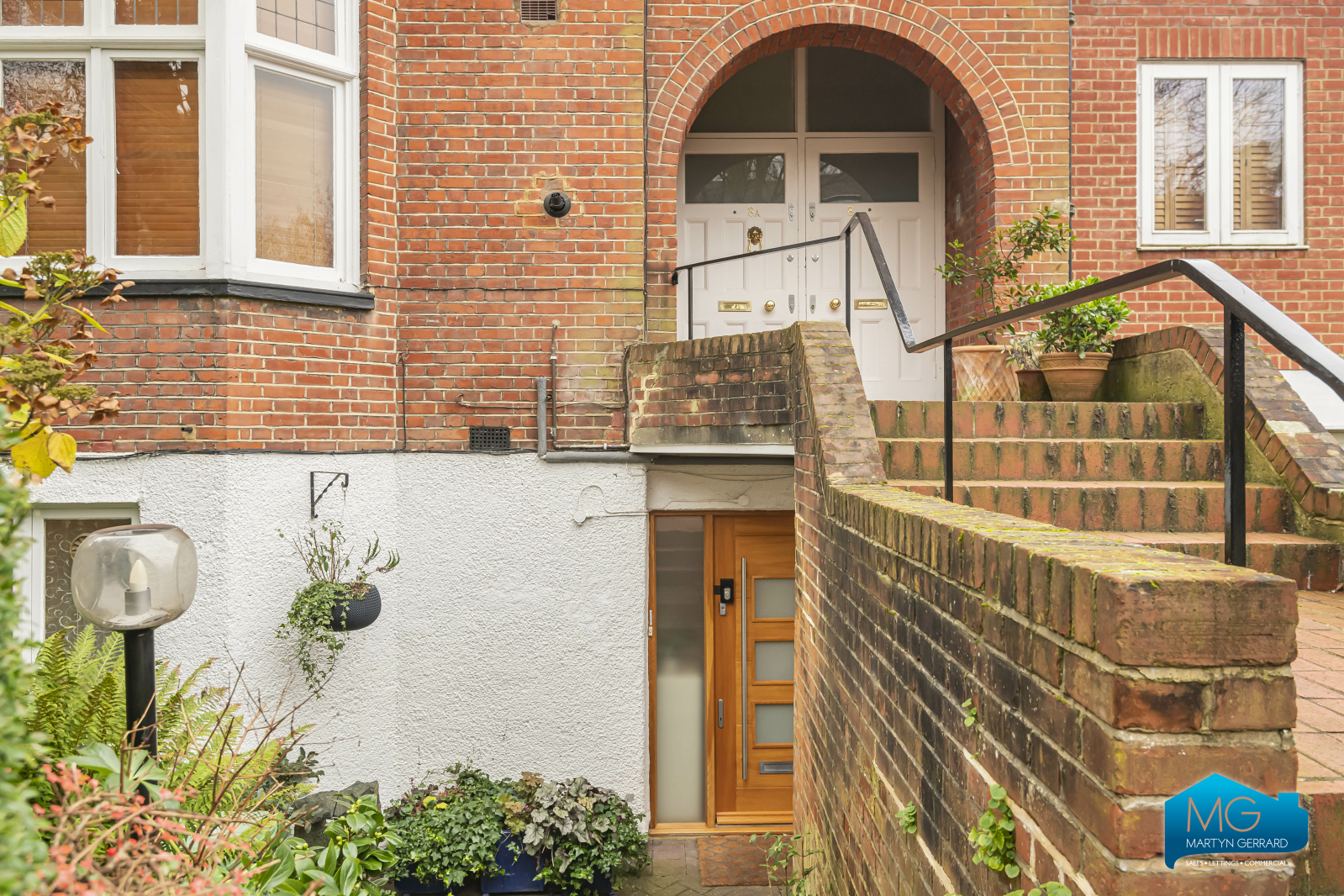 3 bedroom Apartment to rent - Martyn Gerrard