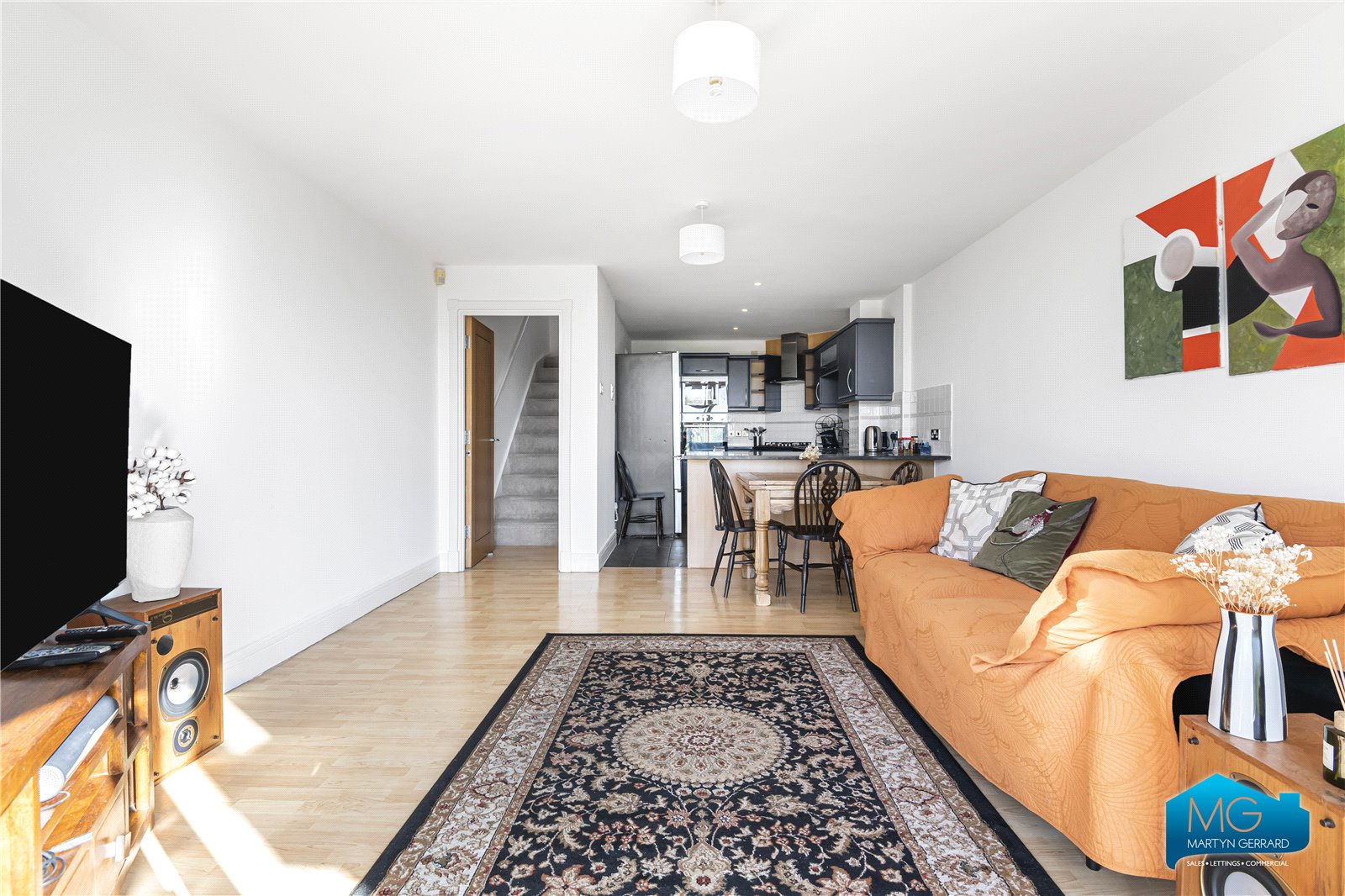 3 bedroom Terraced House to rent - Martyn Gerrard