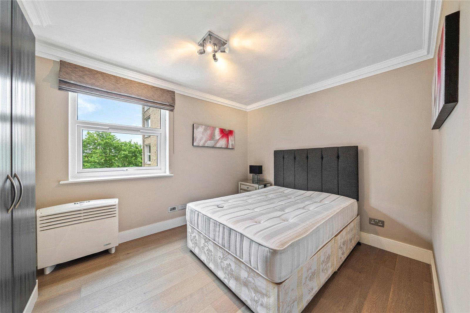 3 bedroom Apartment to rent - Martyn Gerrard