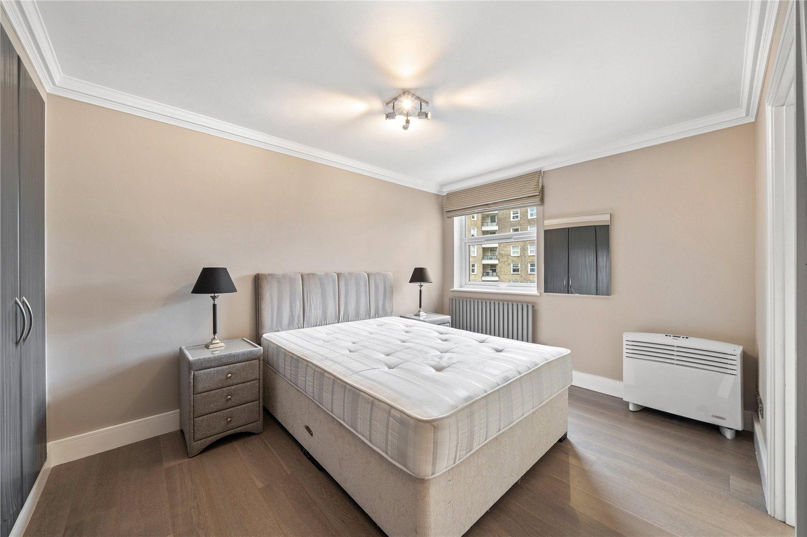 3 bedroom Apartment to rent - Martyn Gerrard