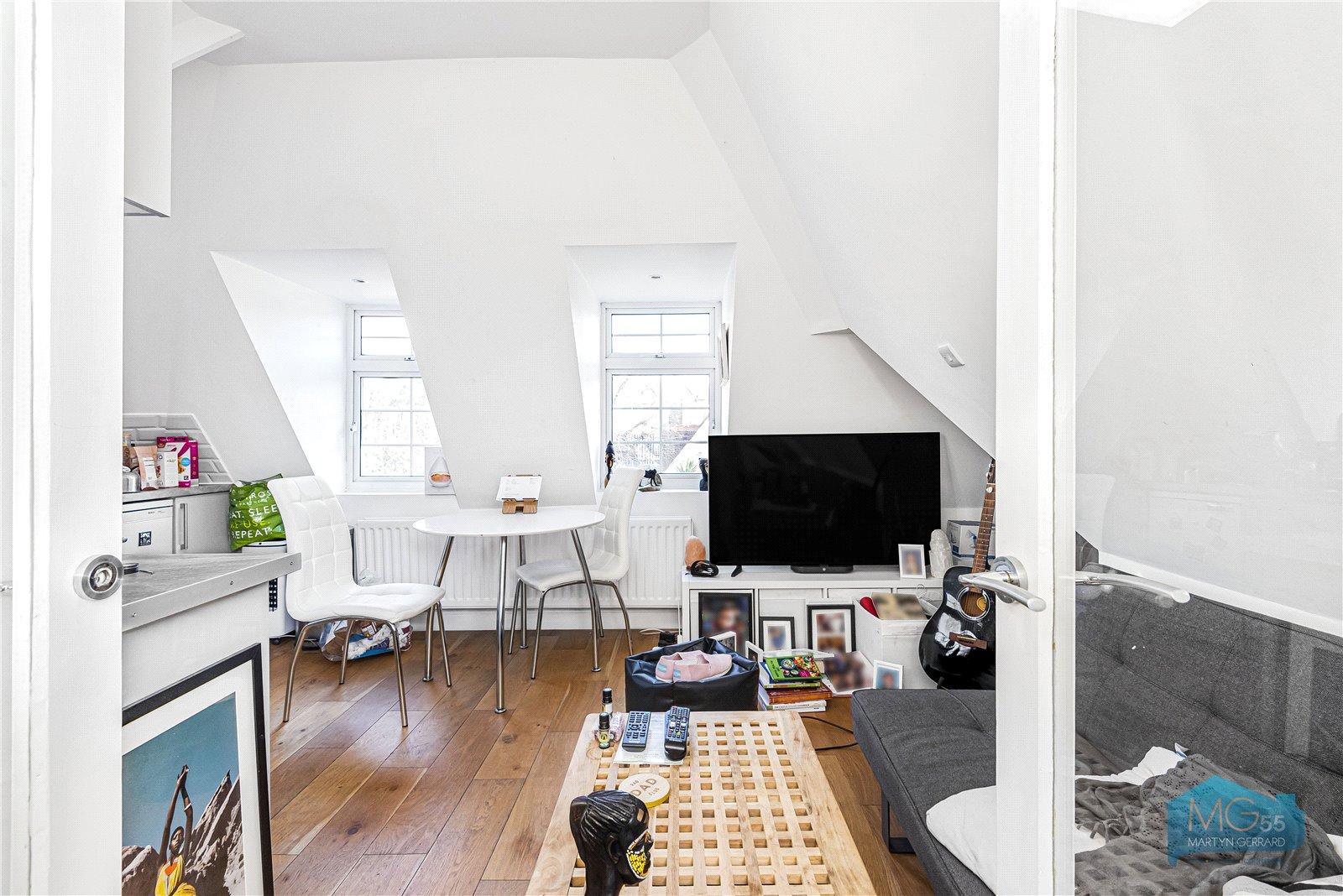 1 bedroom Apartment to rent - Martyn Gerrard