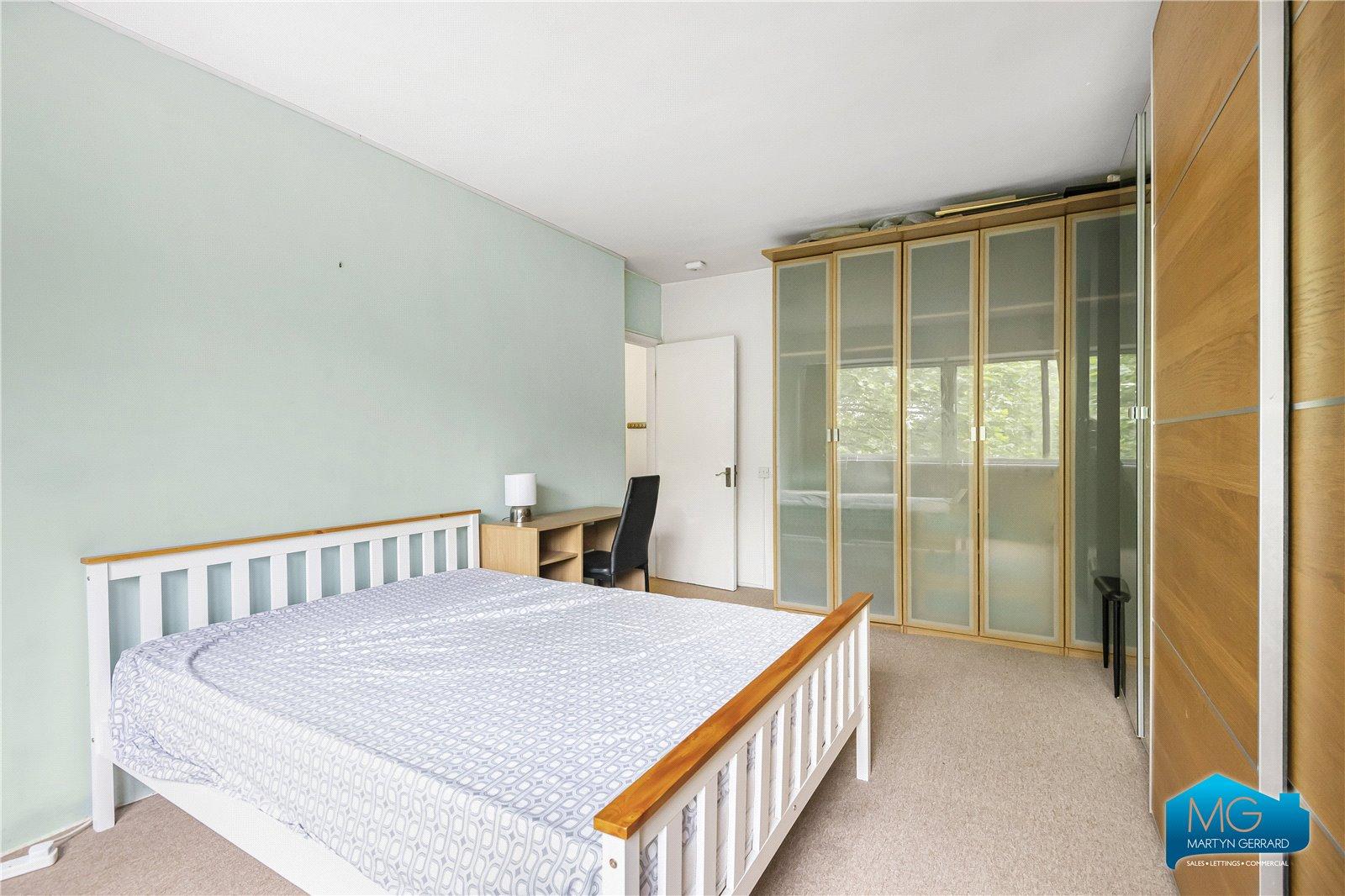 1 bedroom Apartment to rent - Martyn Gerrard