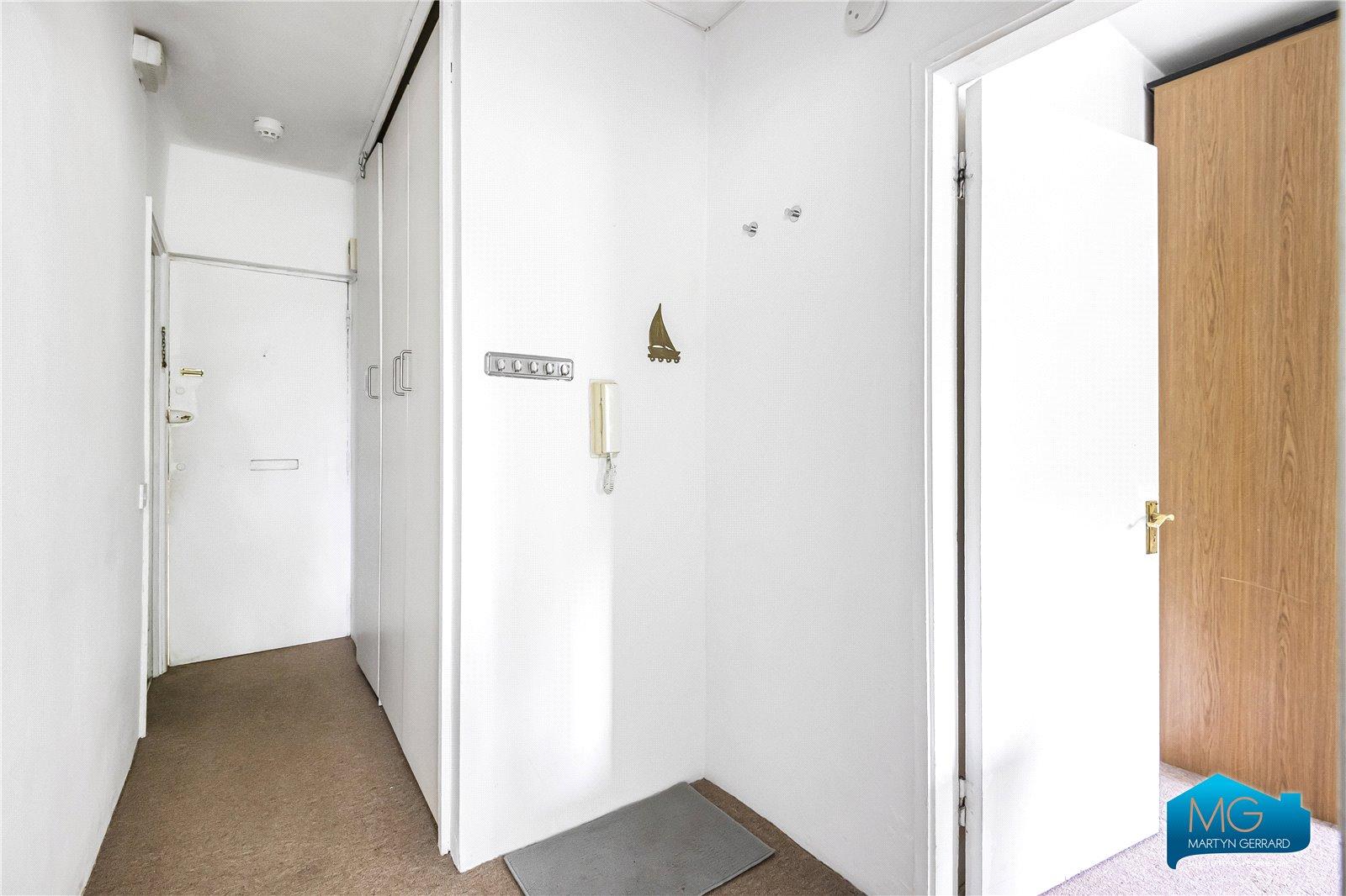 1 bedroom Apartment to rent - Martyn Gerrard