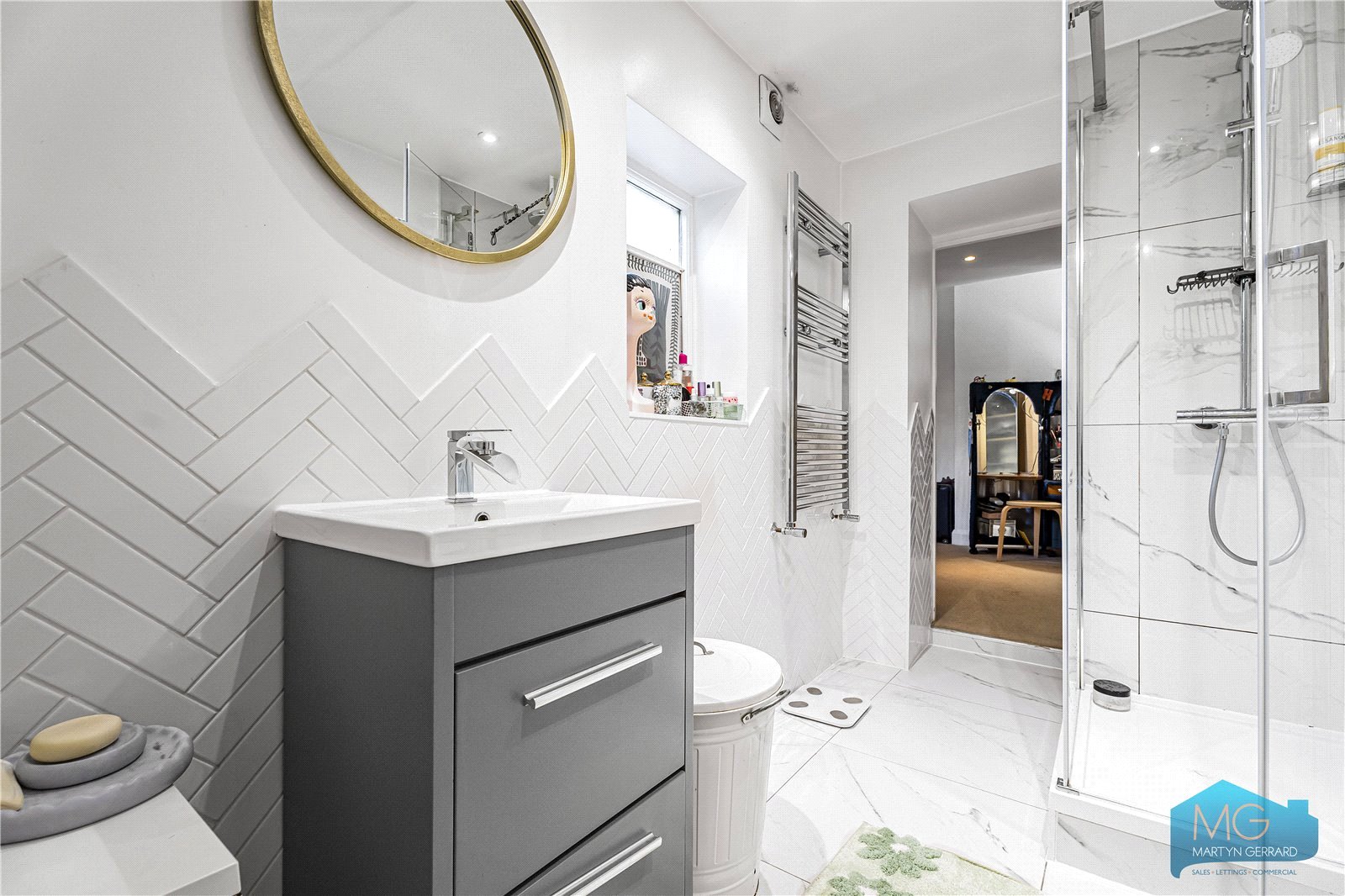 2 bedroom Apartment to rent - Martyn Gerrard