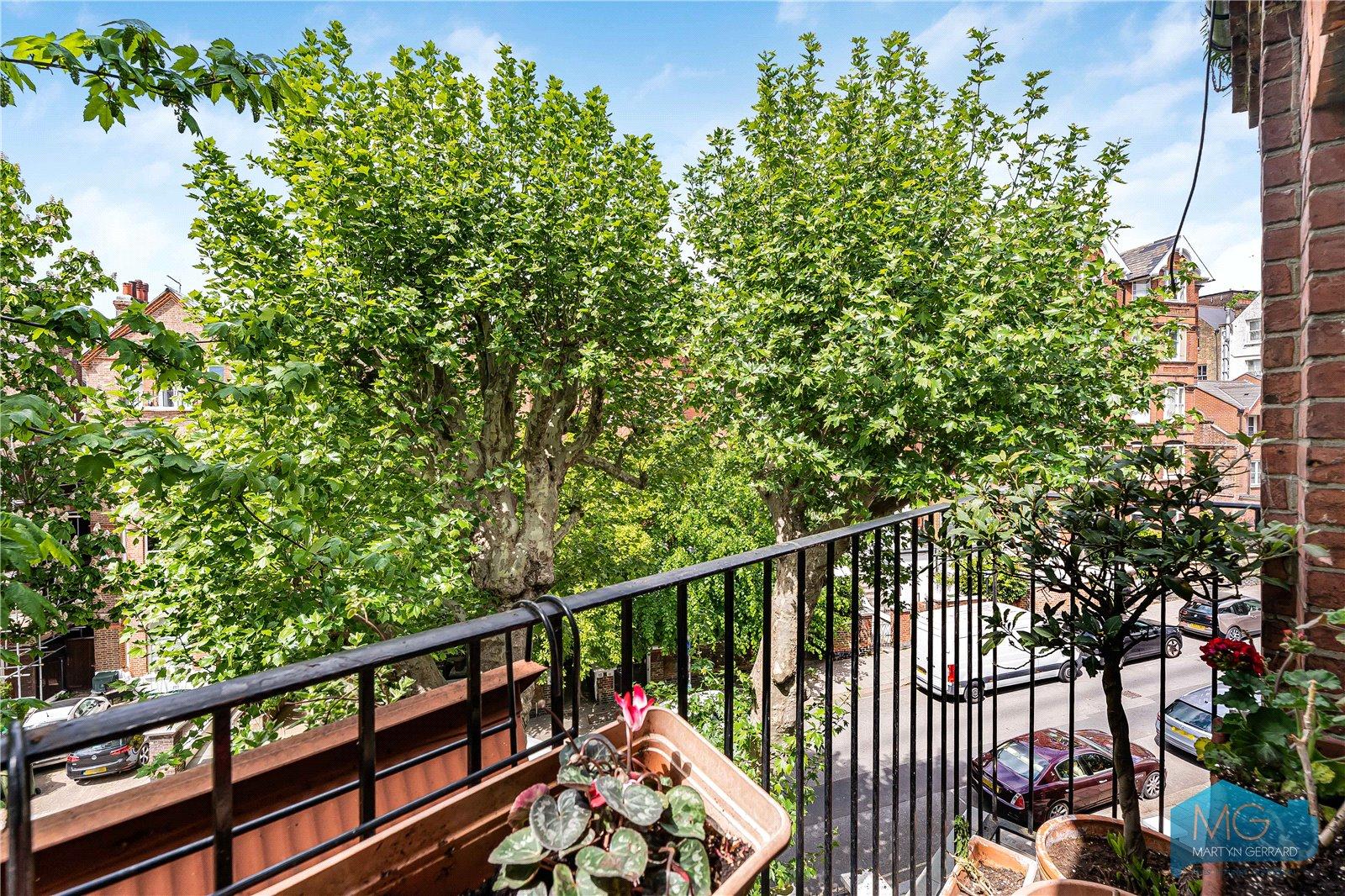 4 bedroom Penthouse for sale - Martyn Gerrard