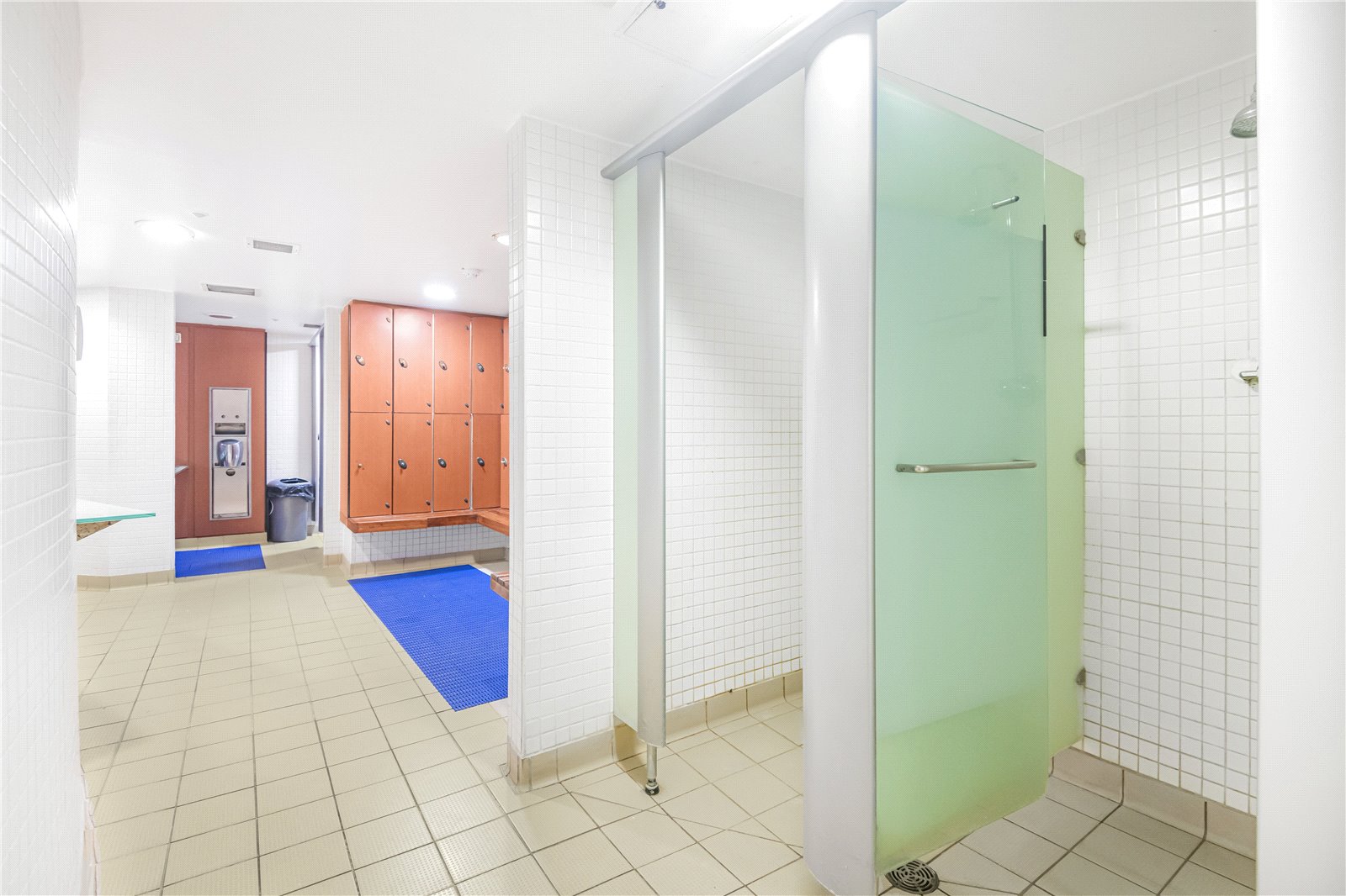 2 bedroom Apartment for sale - Martyn Gerrard