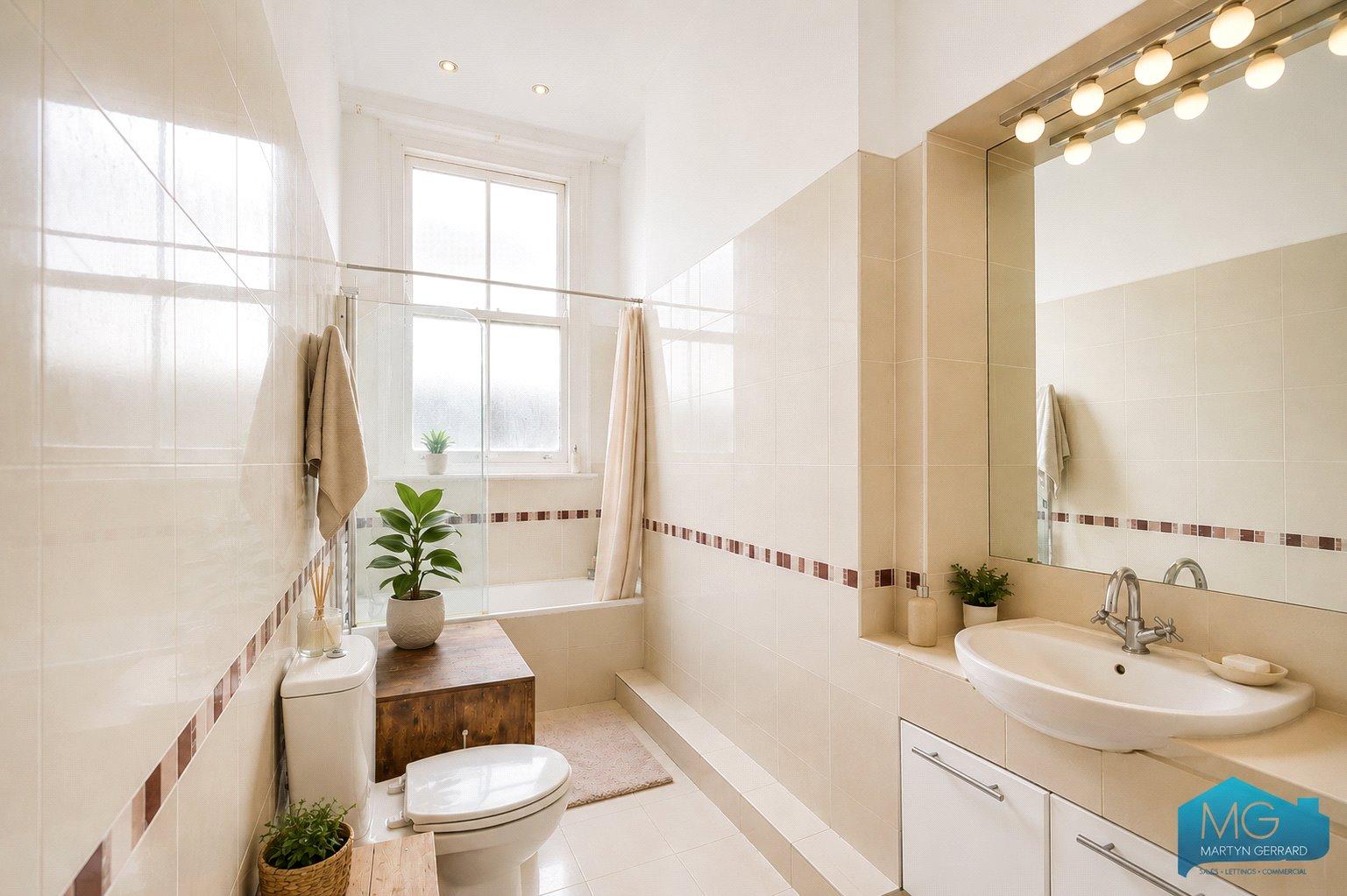 2 bedroom Ground Floor Flat for sale - Martyn Gerrard