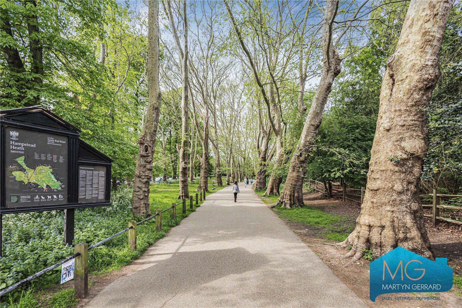 2 bedroom Apartment for sale - Martyn Gerrard