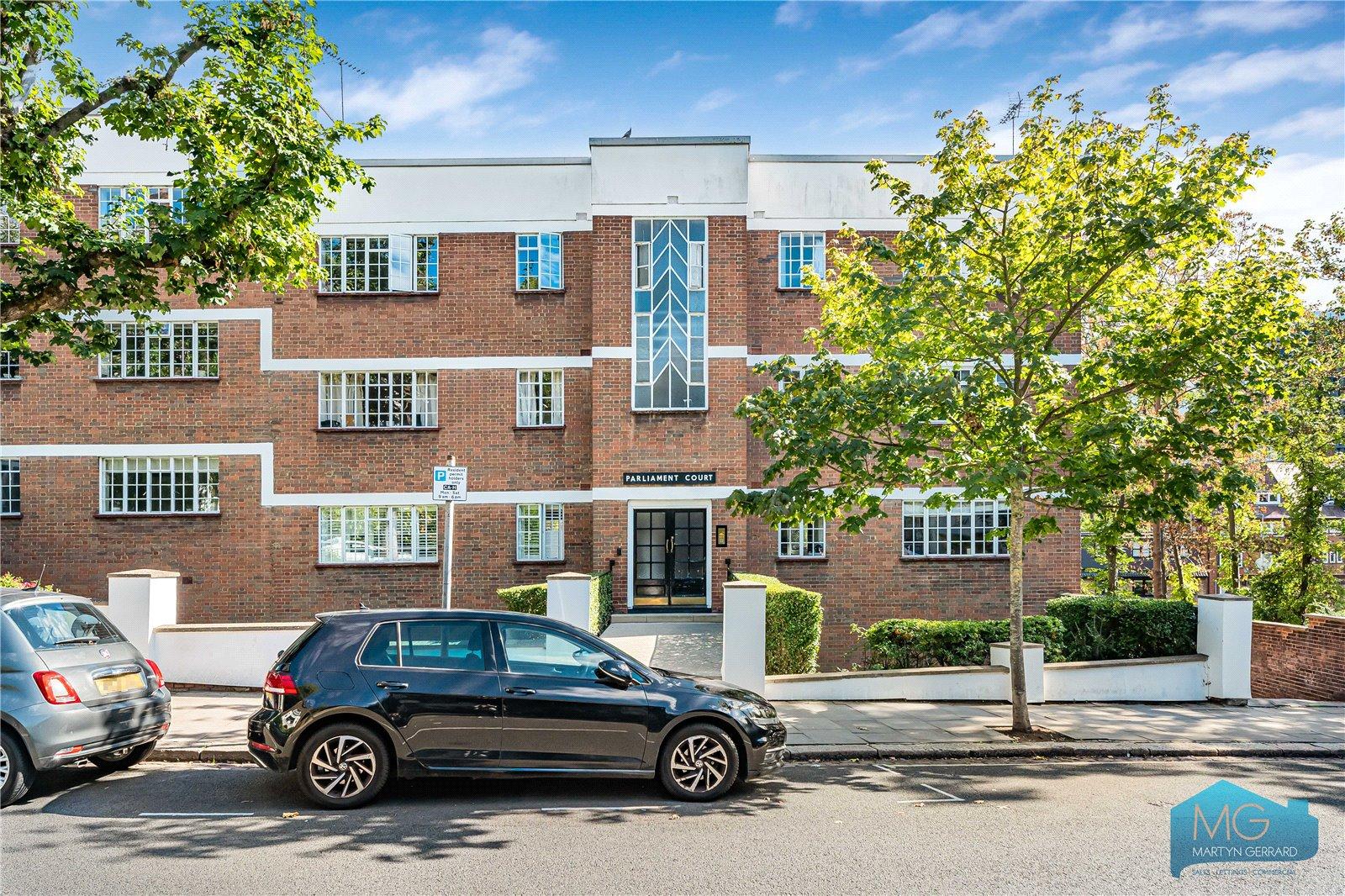 2 bedroom Apartment for sale - Martyn Gerrard