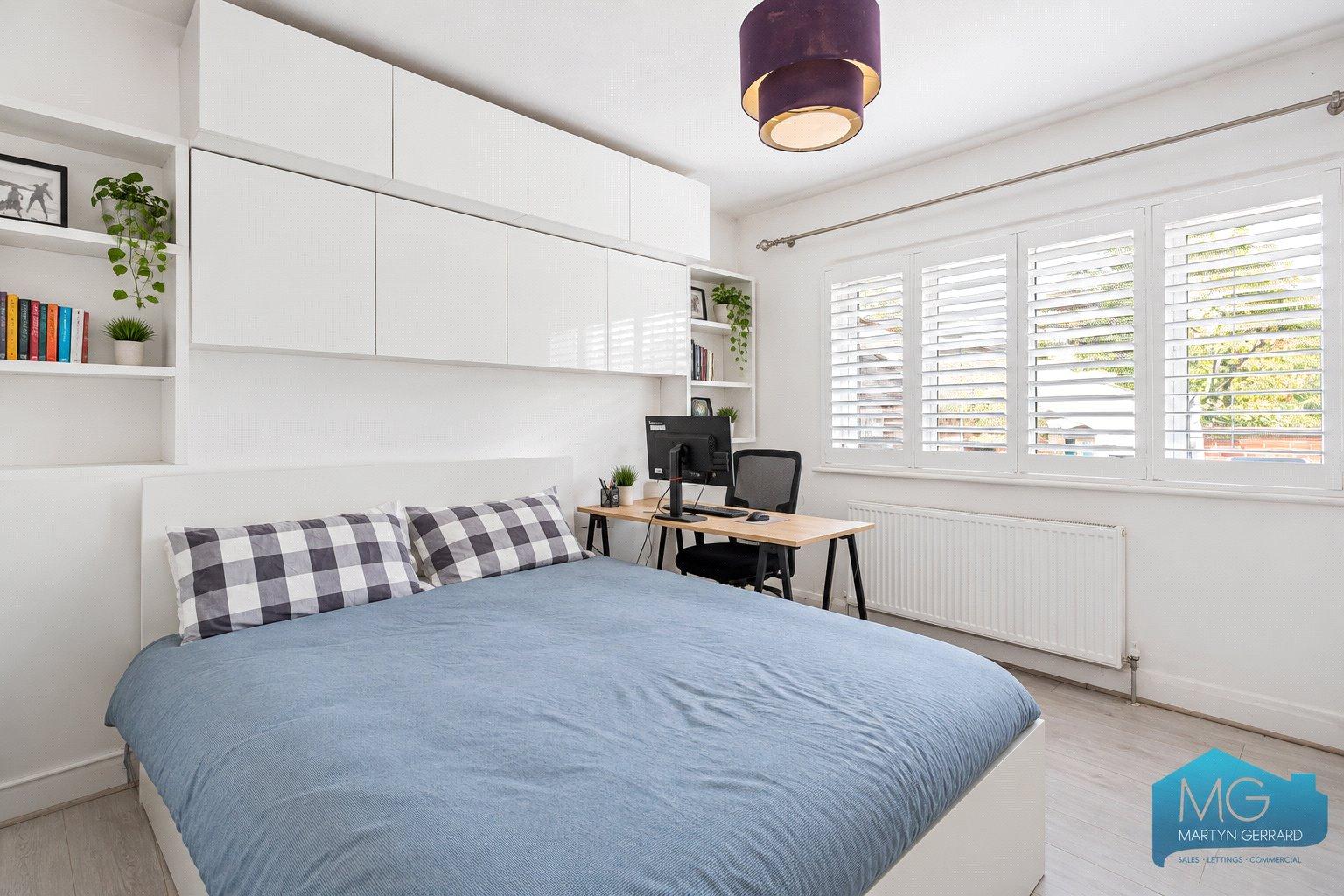 2 bedroom Apartment for sale - Martyn Gerrard