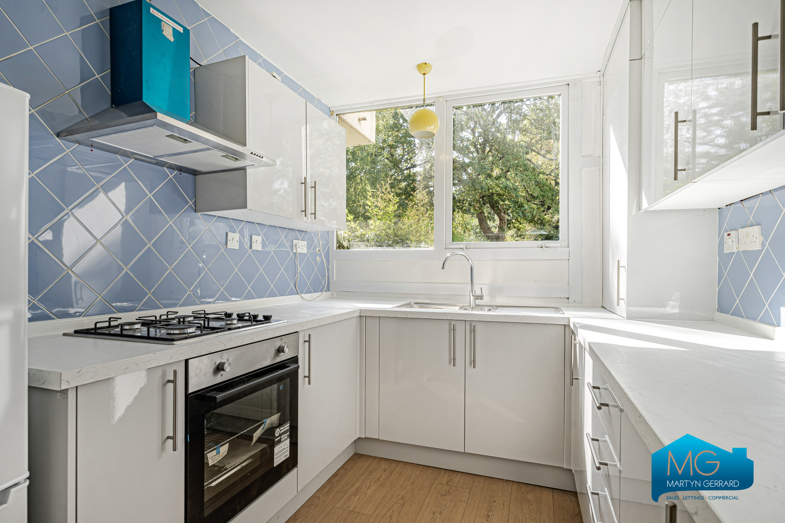 Belsize Road, London, NW6+  - Martyn Gerrard