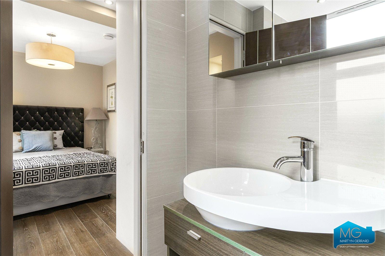 3 bedroom Apartment to rent - Martyn Gerrard