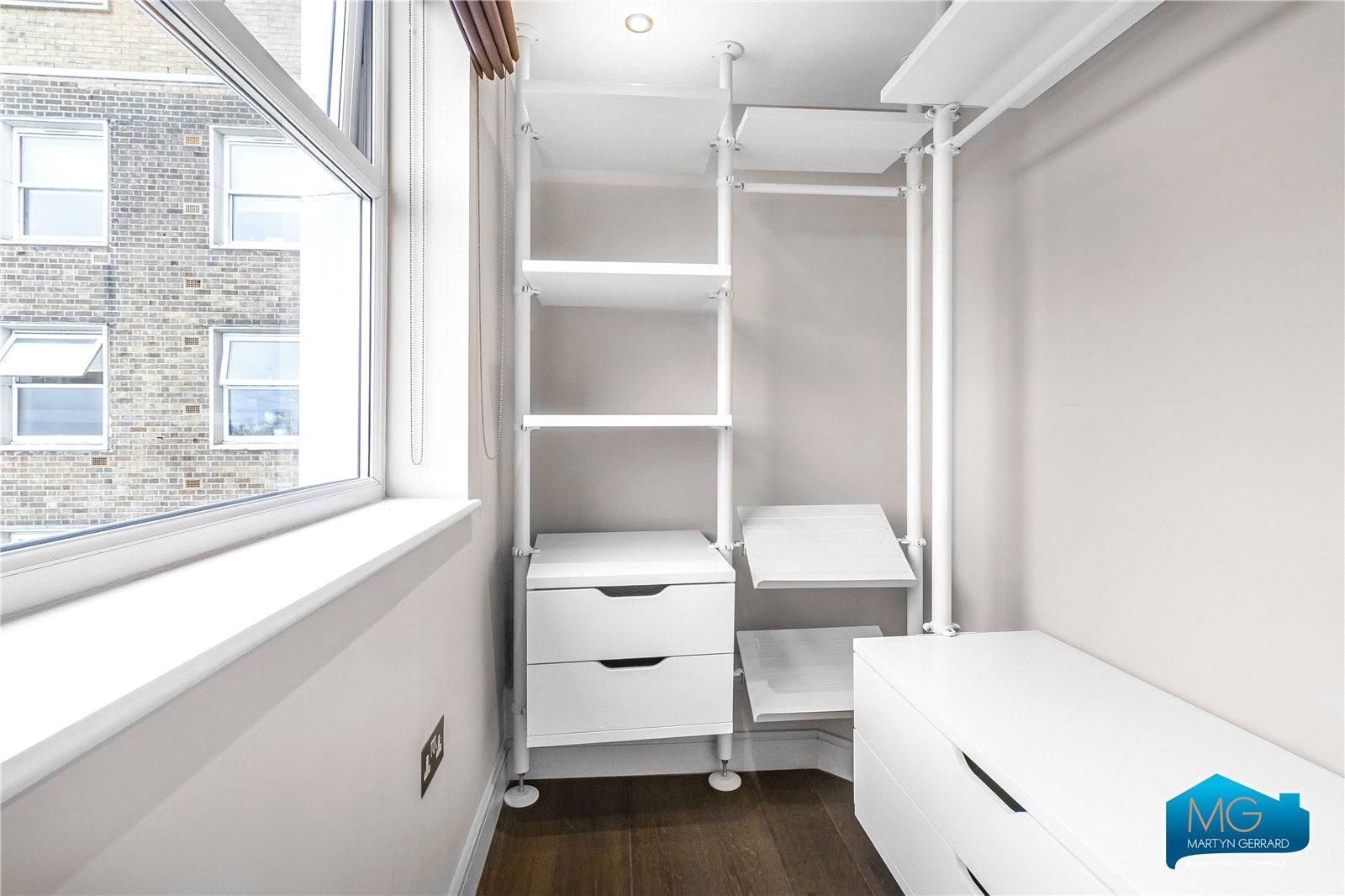 3 bedroom Apartment to rent - Martyn Gerrard