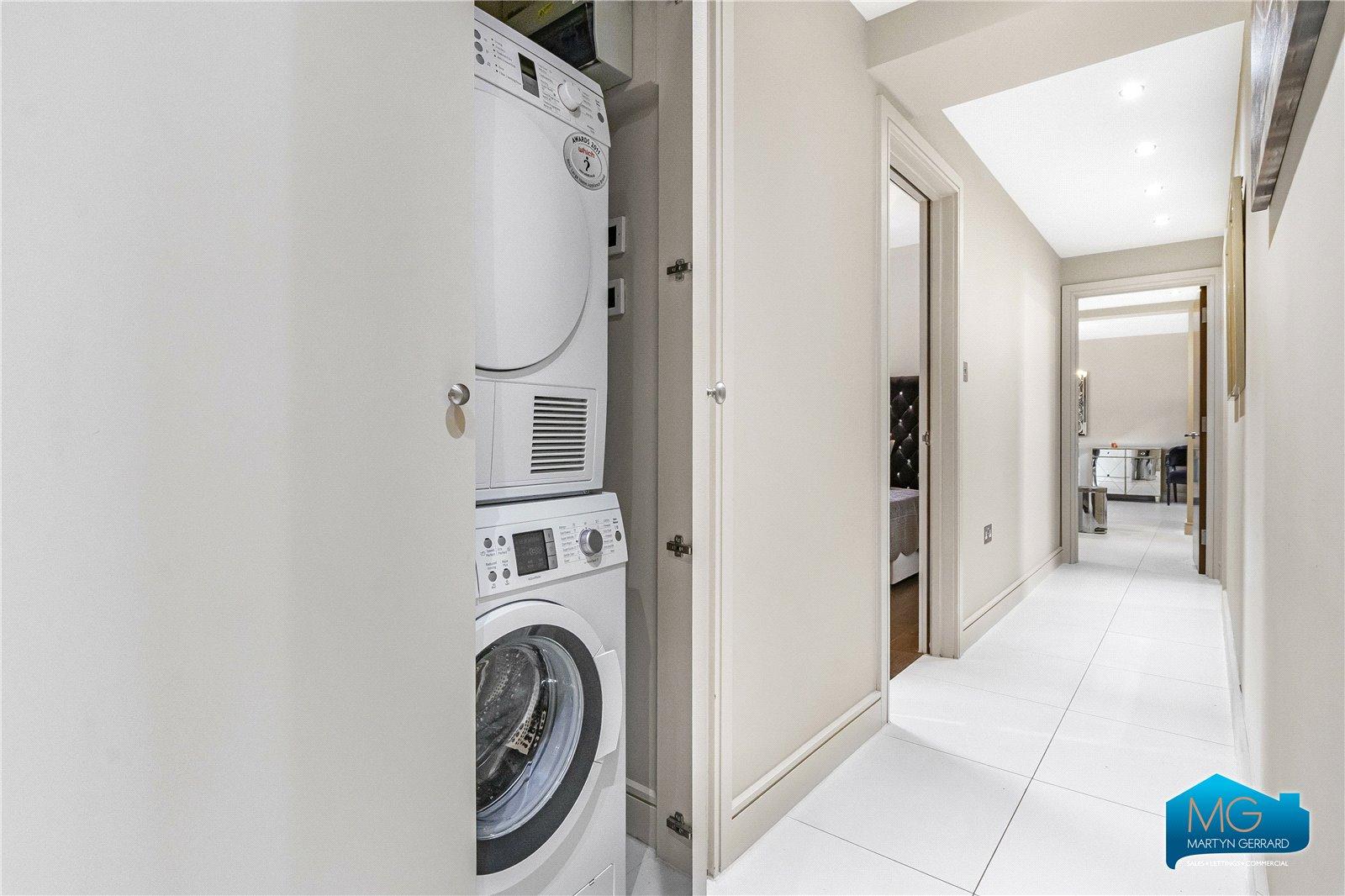 3 bedroom Apartment to rent - Martyn Gerrard
