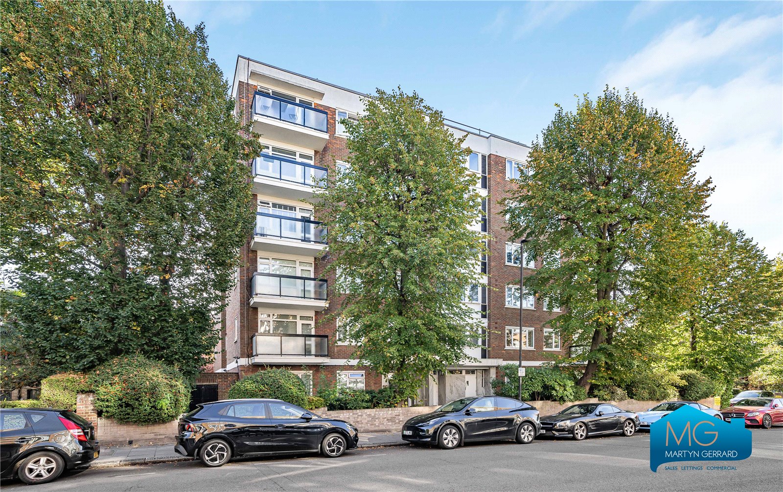 2 bedroom Apartment to rent - Martyn Gerrard