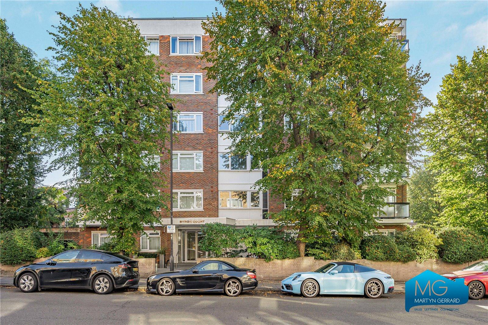 2 bedroom Apartment to rent - Martyn Gerrard